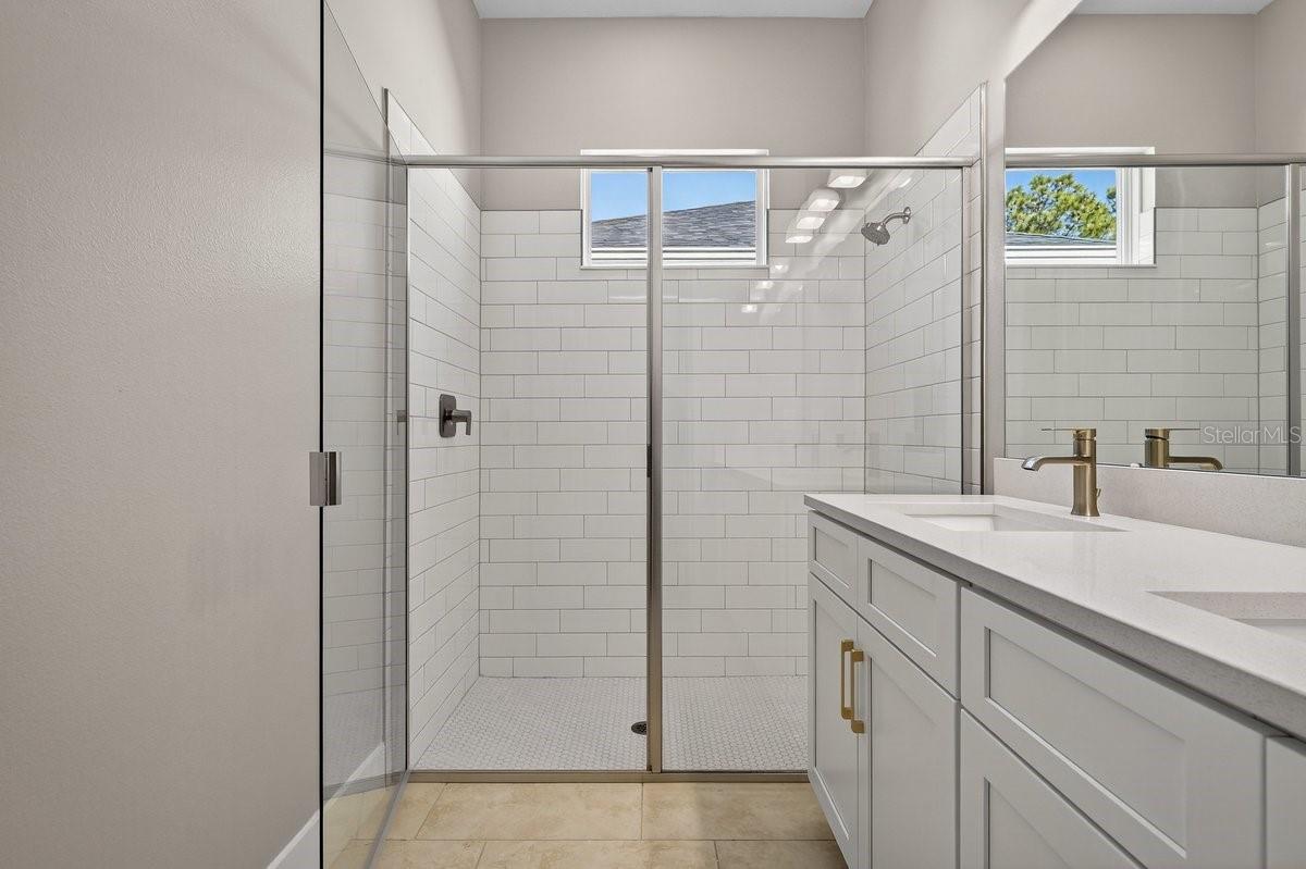 1257 CHAMPIONS DR, DAYTONA BEACH, FL, 32124