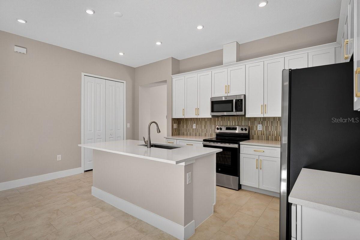 1257 CHAMPIONS DR, DAYTONA BEACH, FL, 32124