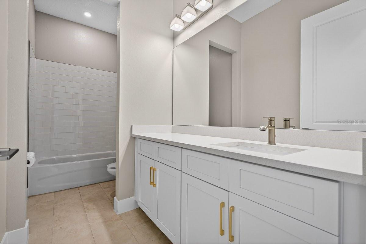 1257 CHAMPIONS DR, DAYTONA BEACH, FL, 32124