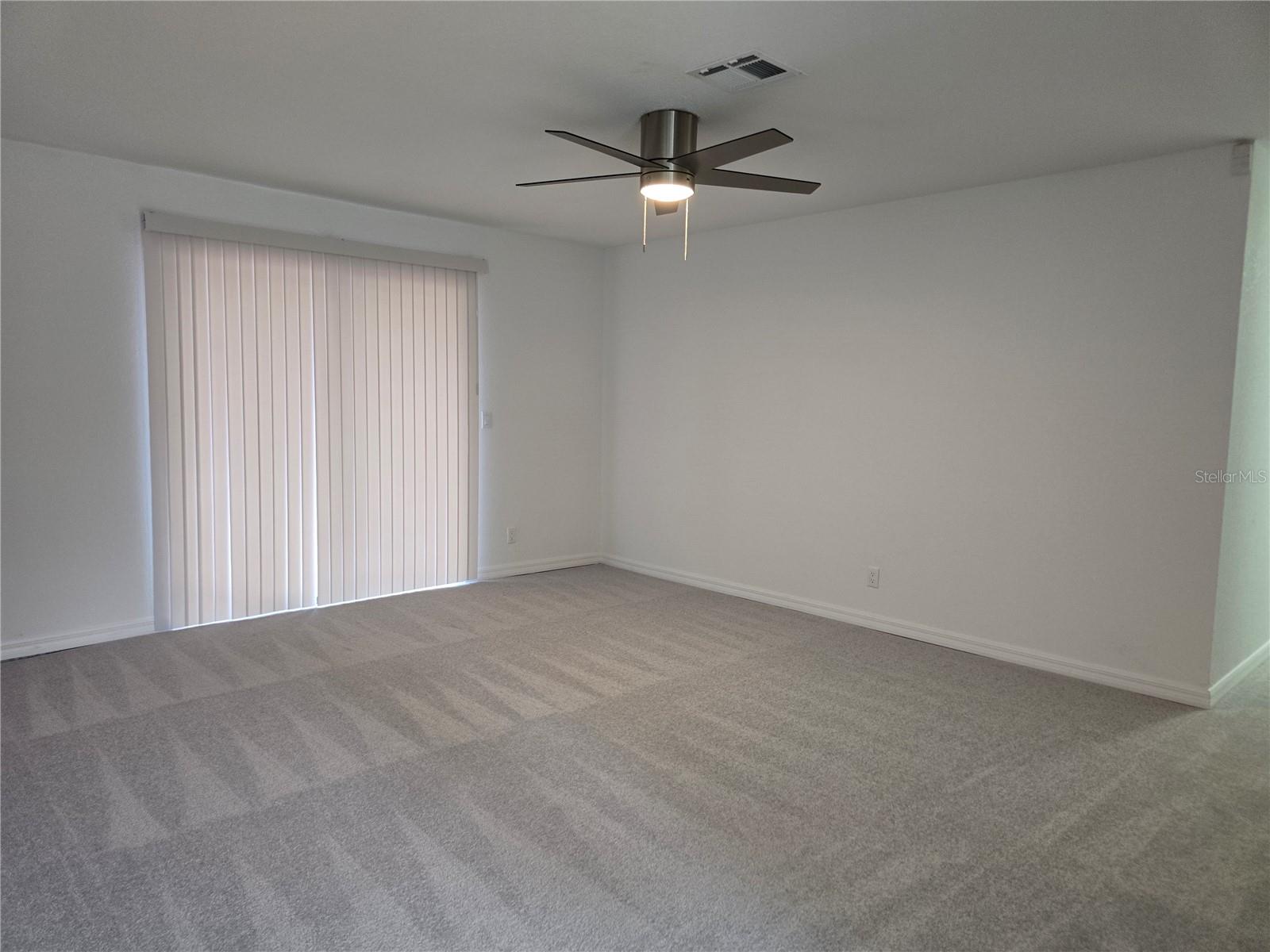 1652 LAKE AVE, LEHIGH ACRES, FL, 33972