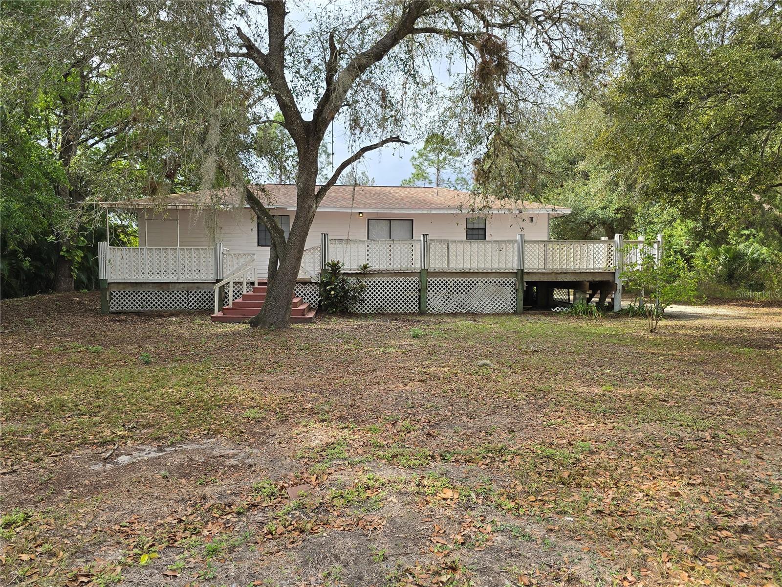 1652 LAKE AVE, LEHIGH ACRES, FL, 33972