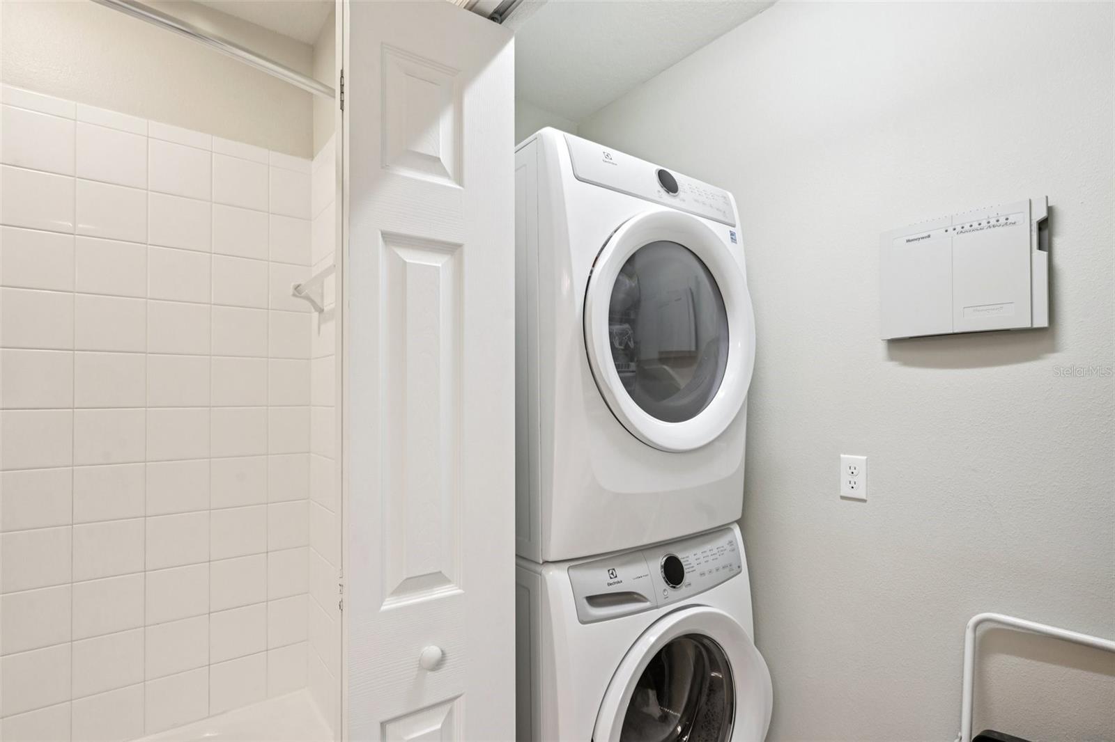 3715 45TH TER W #103, BRADENTON, FL, 34210