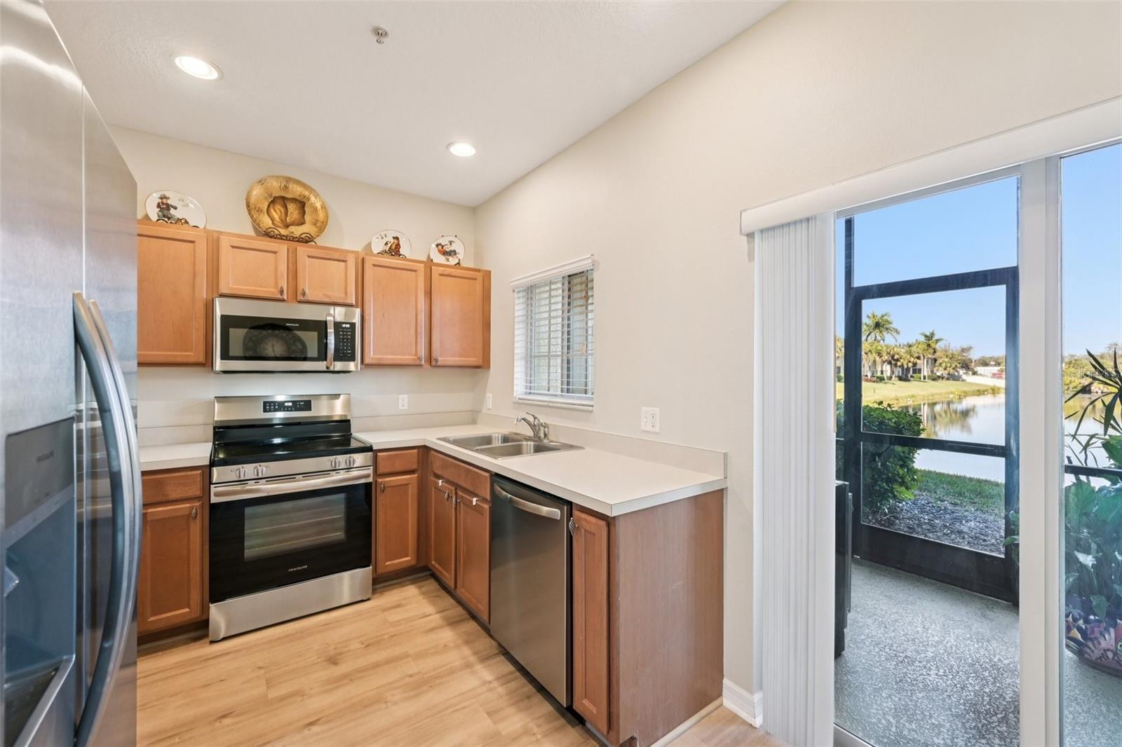 3715 45TH TER W #103, BRADENTON, FL, 34210