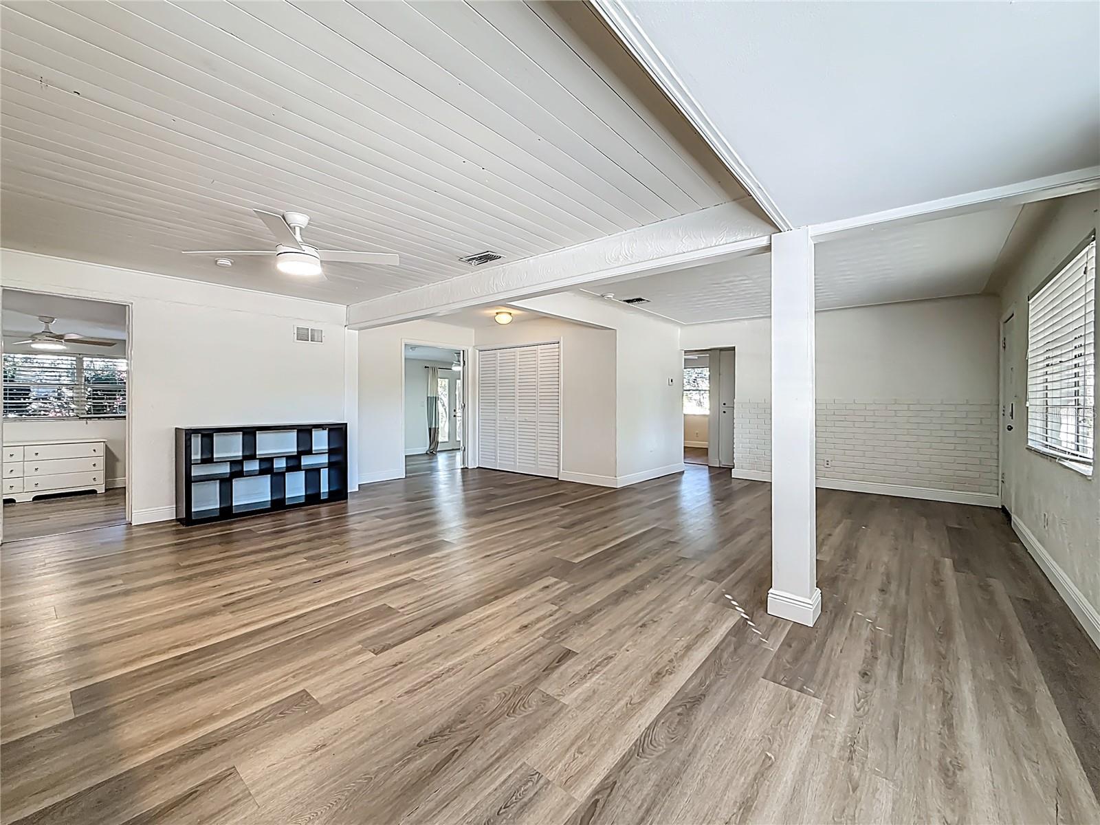 424 72ND ST N, ST PETERSBURG, FL, 33710