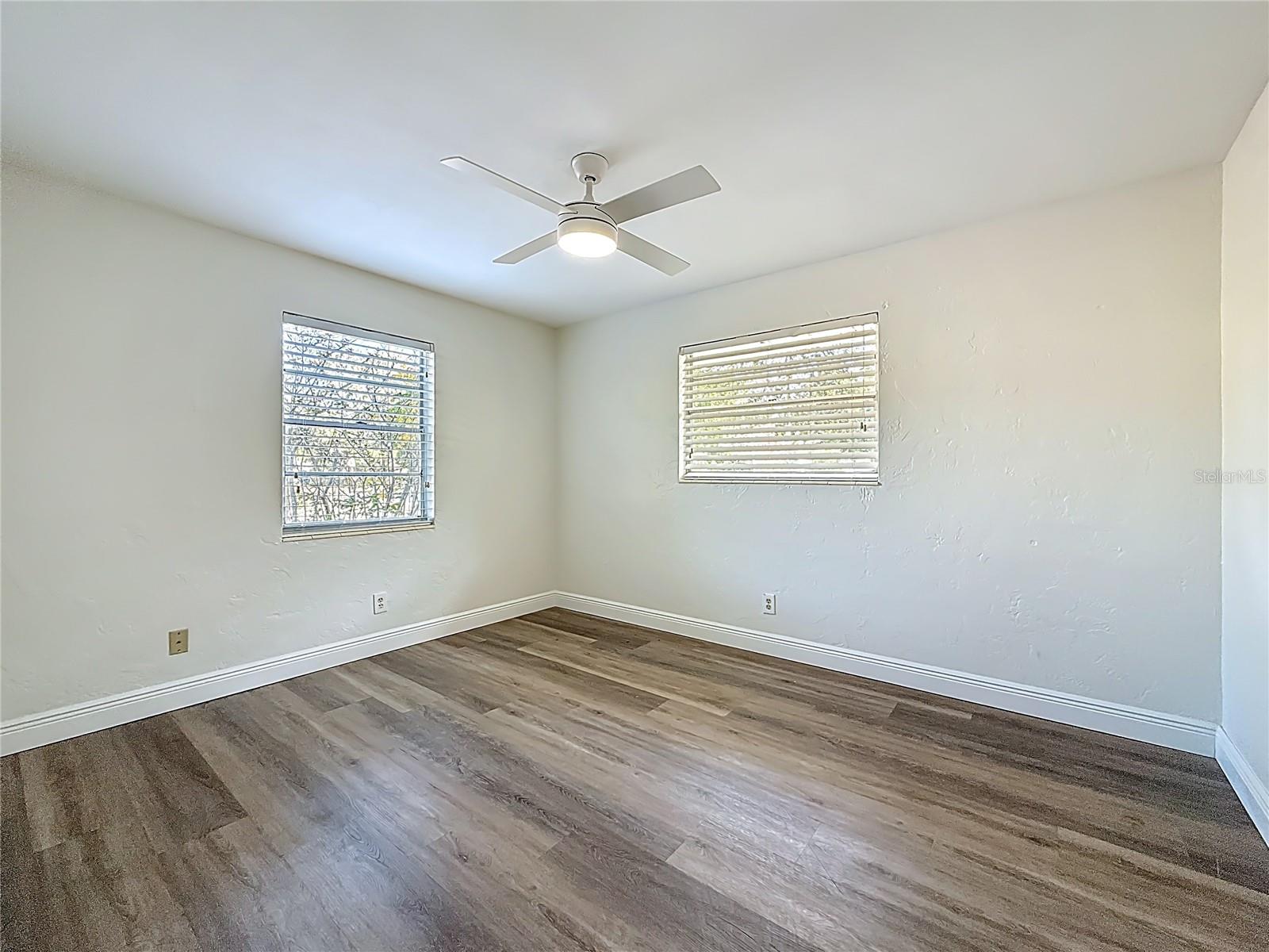 424 72ND ST N, ST PETERSBURG, FL, 33710