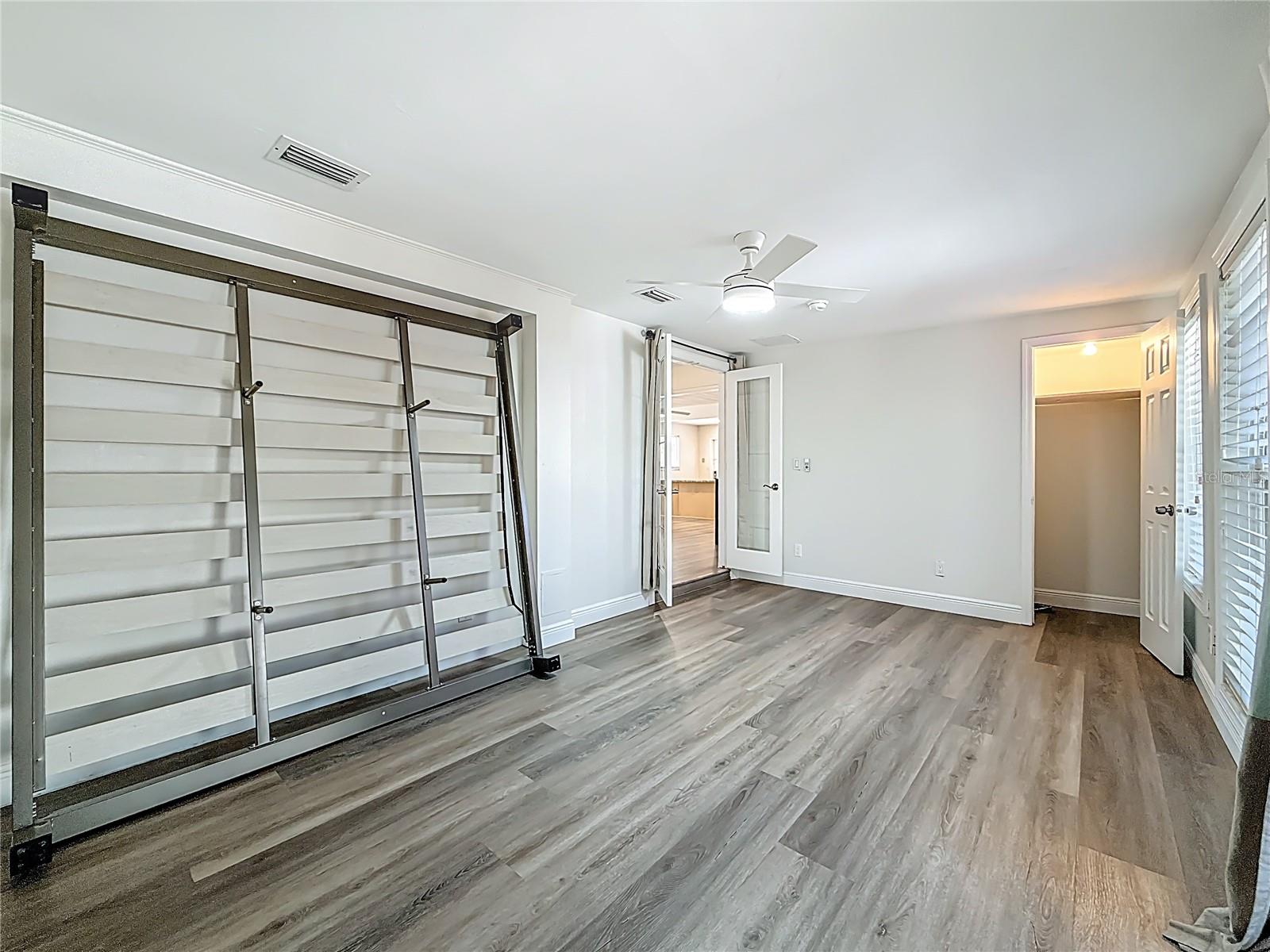 424 72ND ST N, ST PETERSBURG, FL, 33710