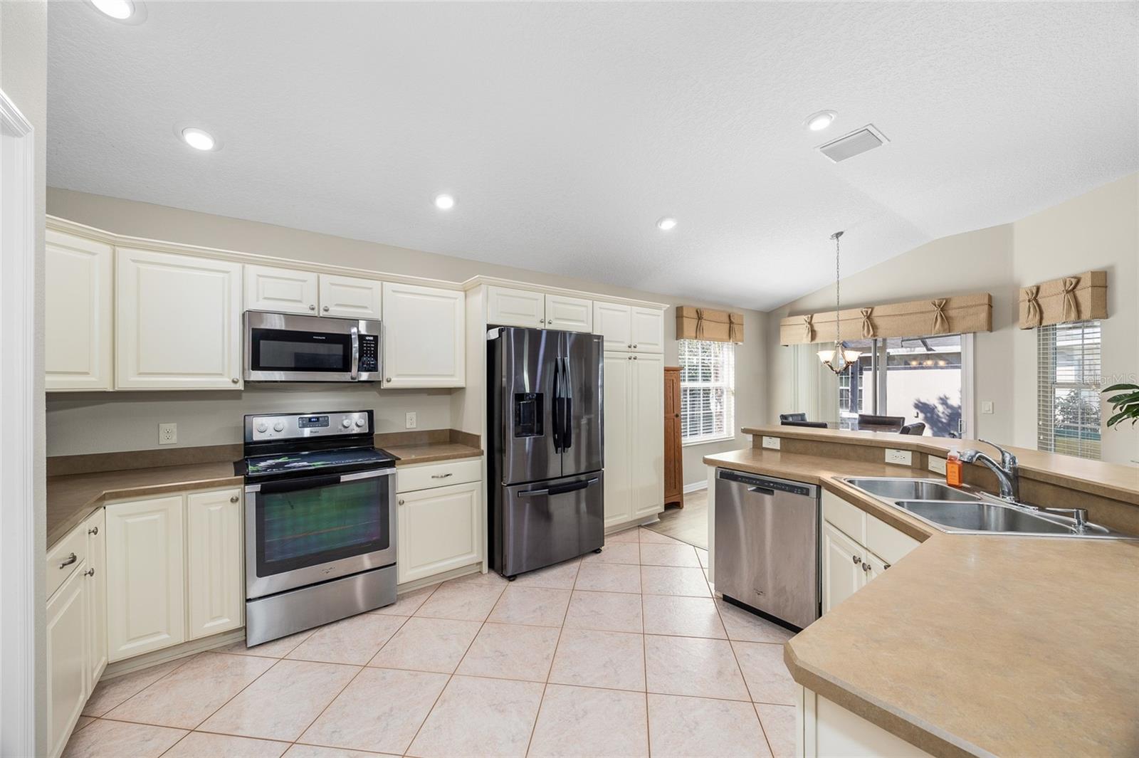 3258 SYLEWOOD AVE, THE VILLAGES, FL, 32163