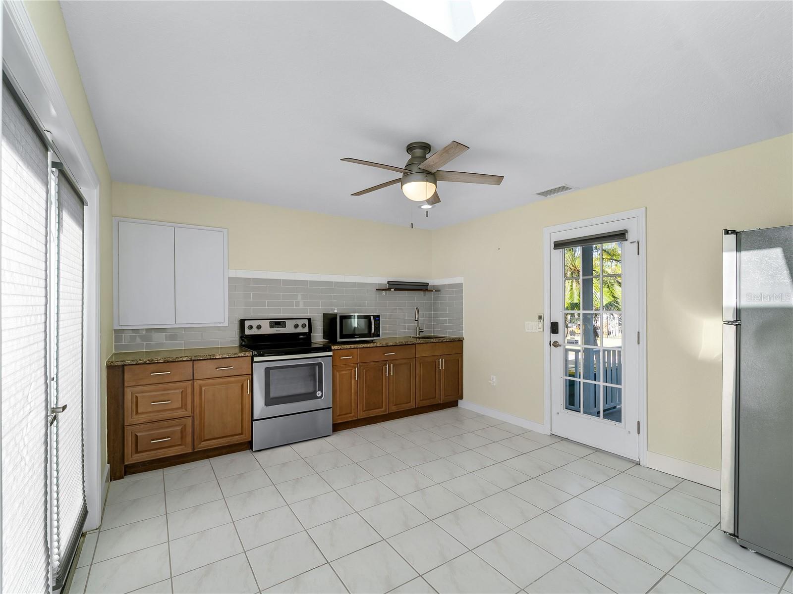4430 NORTH SHORE DR, PORT CHARLOTTE, FL, 33980