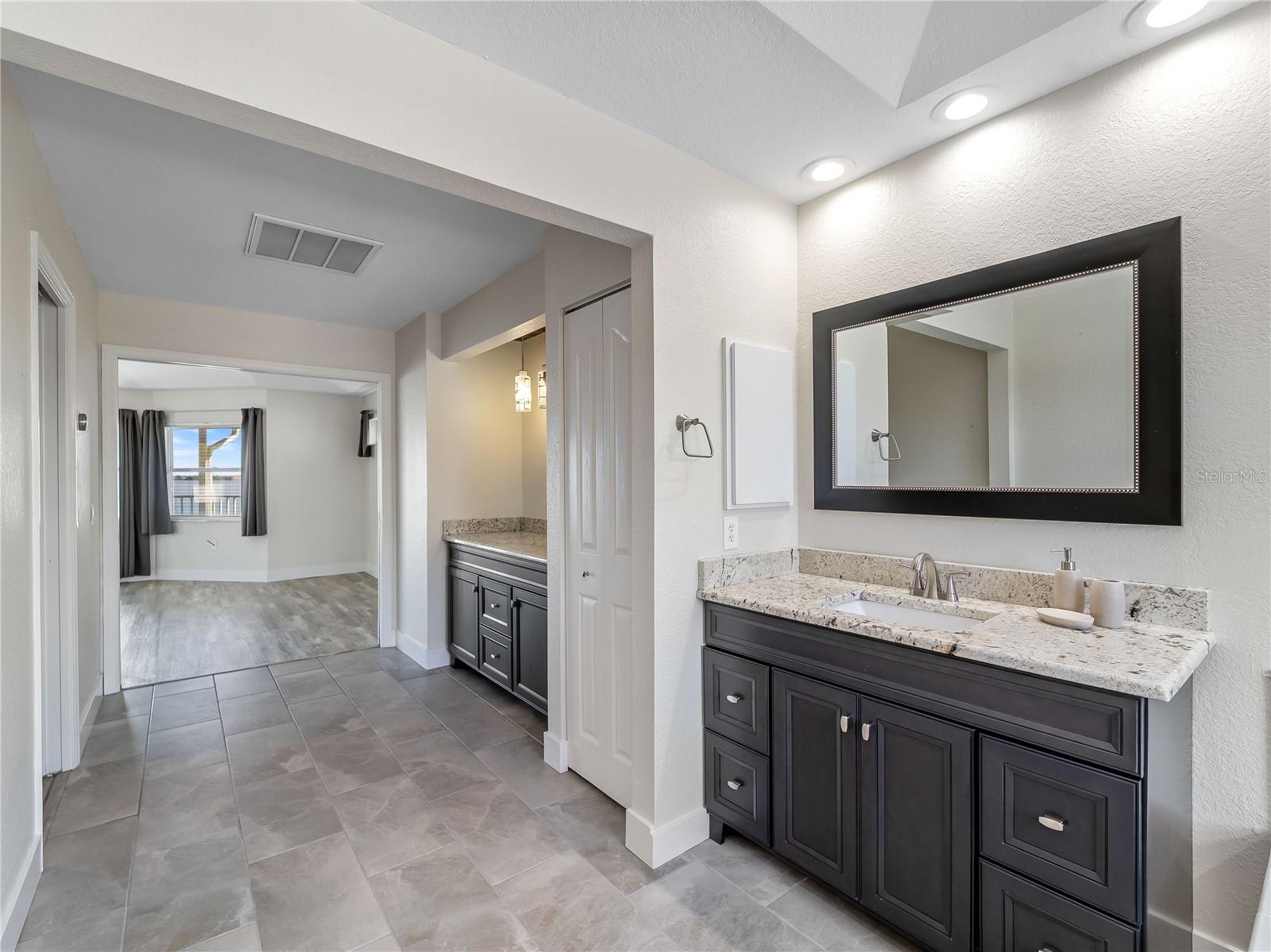 4430 NORTH SHORE DR, PORT CHARLOTTE, FL, 33980