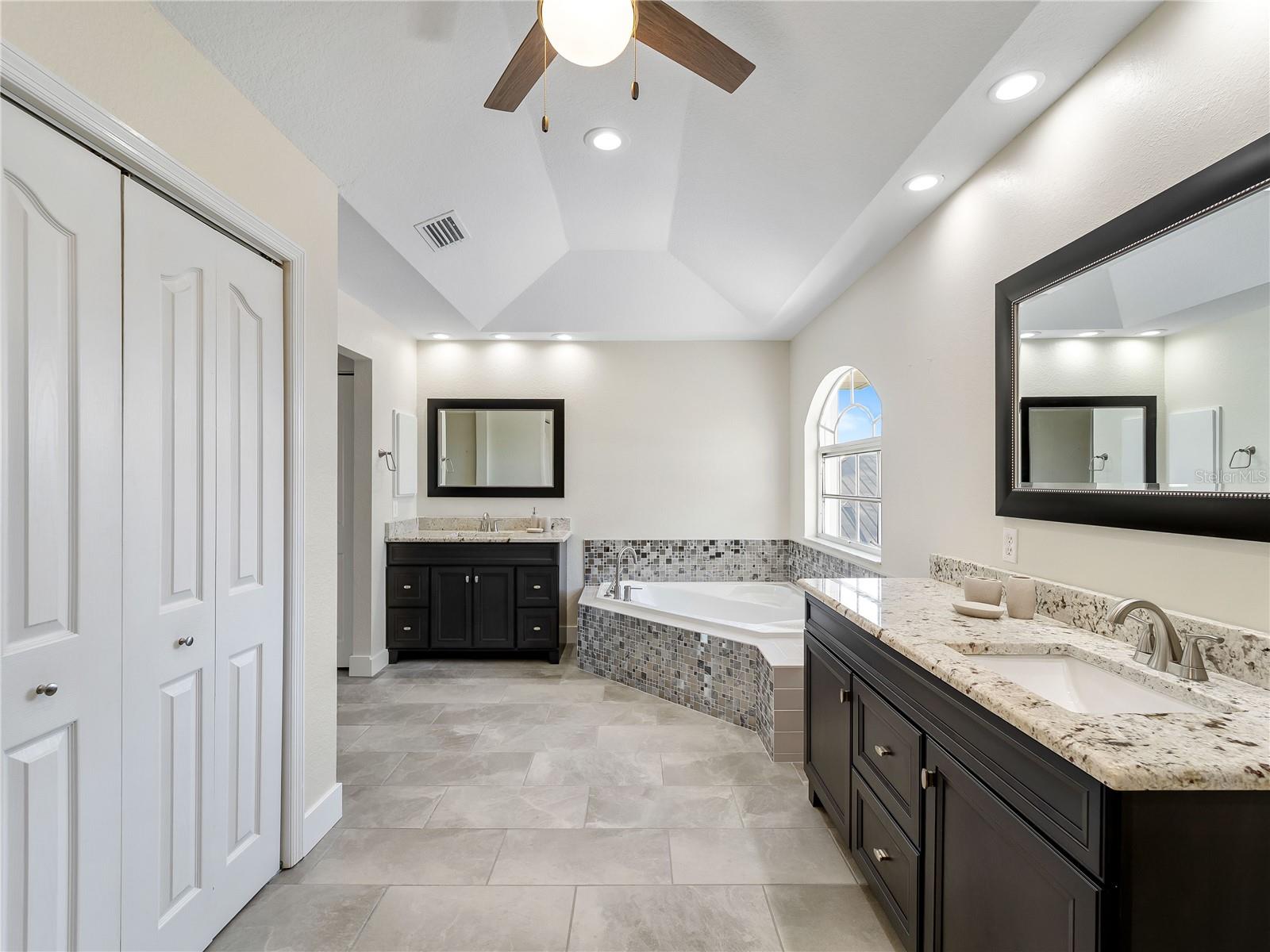 4430 NORTH SHORE DR, PORT CHARLOTTE, FL, 33980