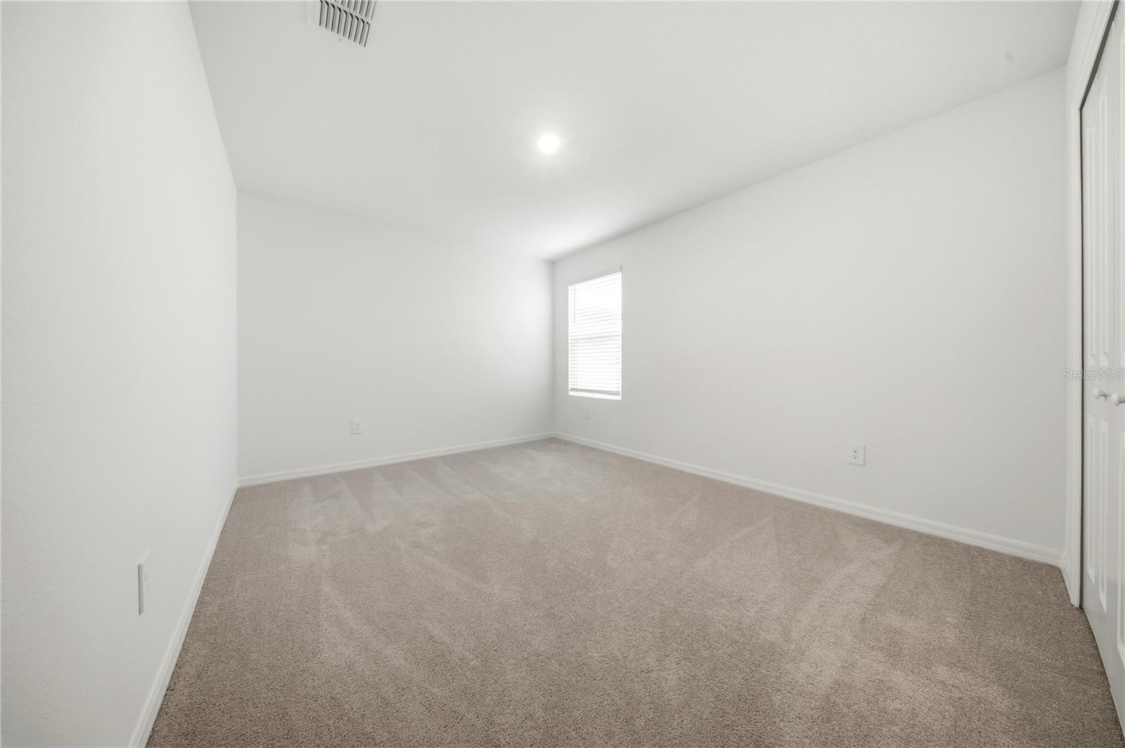 5739 PURPLE FINCH AVE, WIMAUMA, FL, 33598