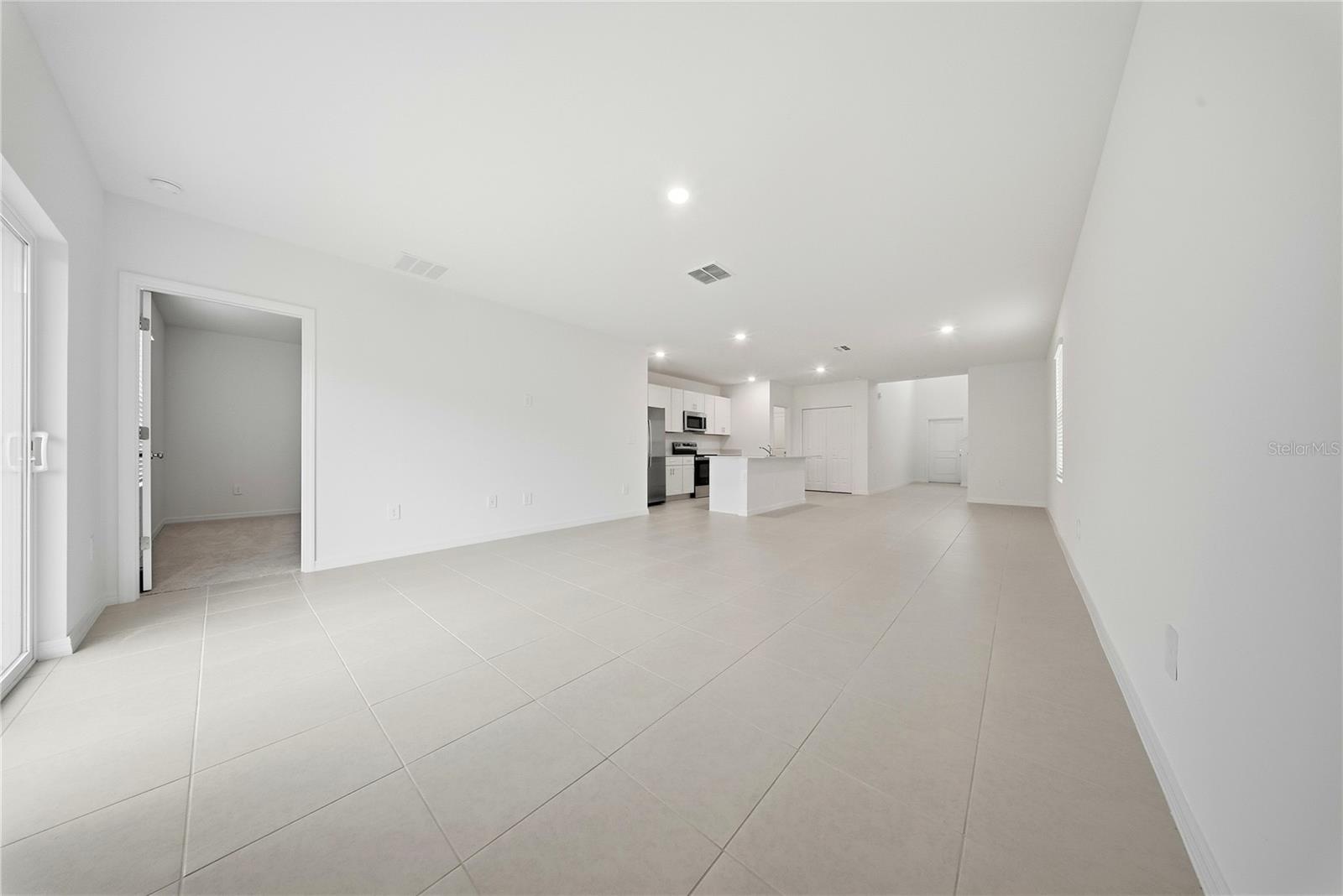 5739 PURPLE FINCH AVE, WIMAUMA, FL, 33598