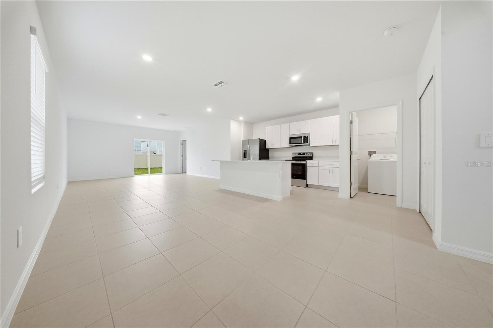 5739 PURPLE FINCH AVE, WIMAUMA, FL, 33598