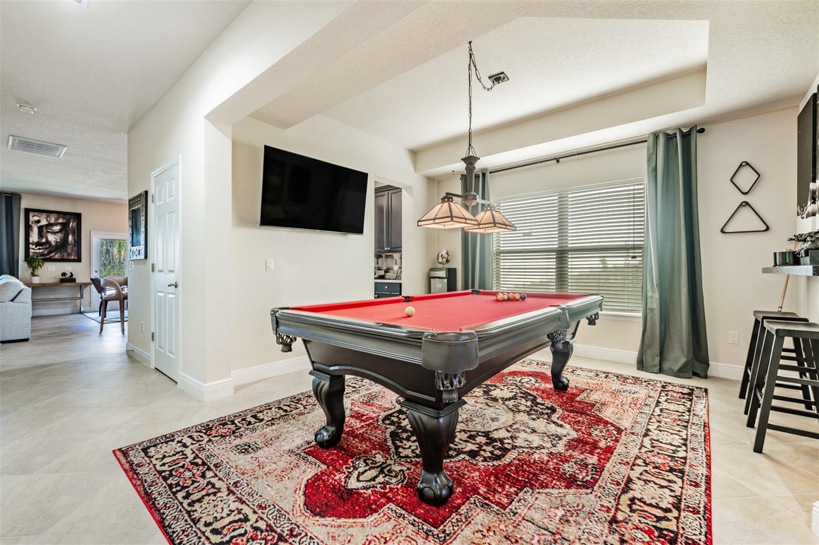 DINING ROOM CONNECTS TO KITCHEN