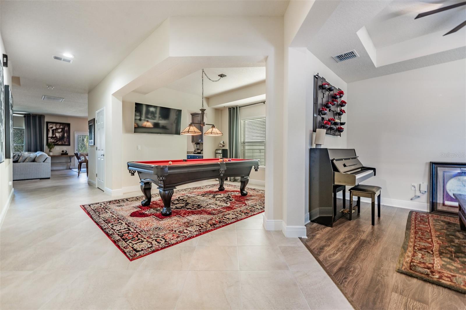 FRONT DOOR ENTRANCE VIEW