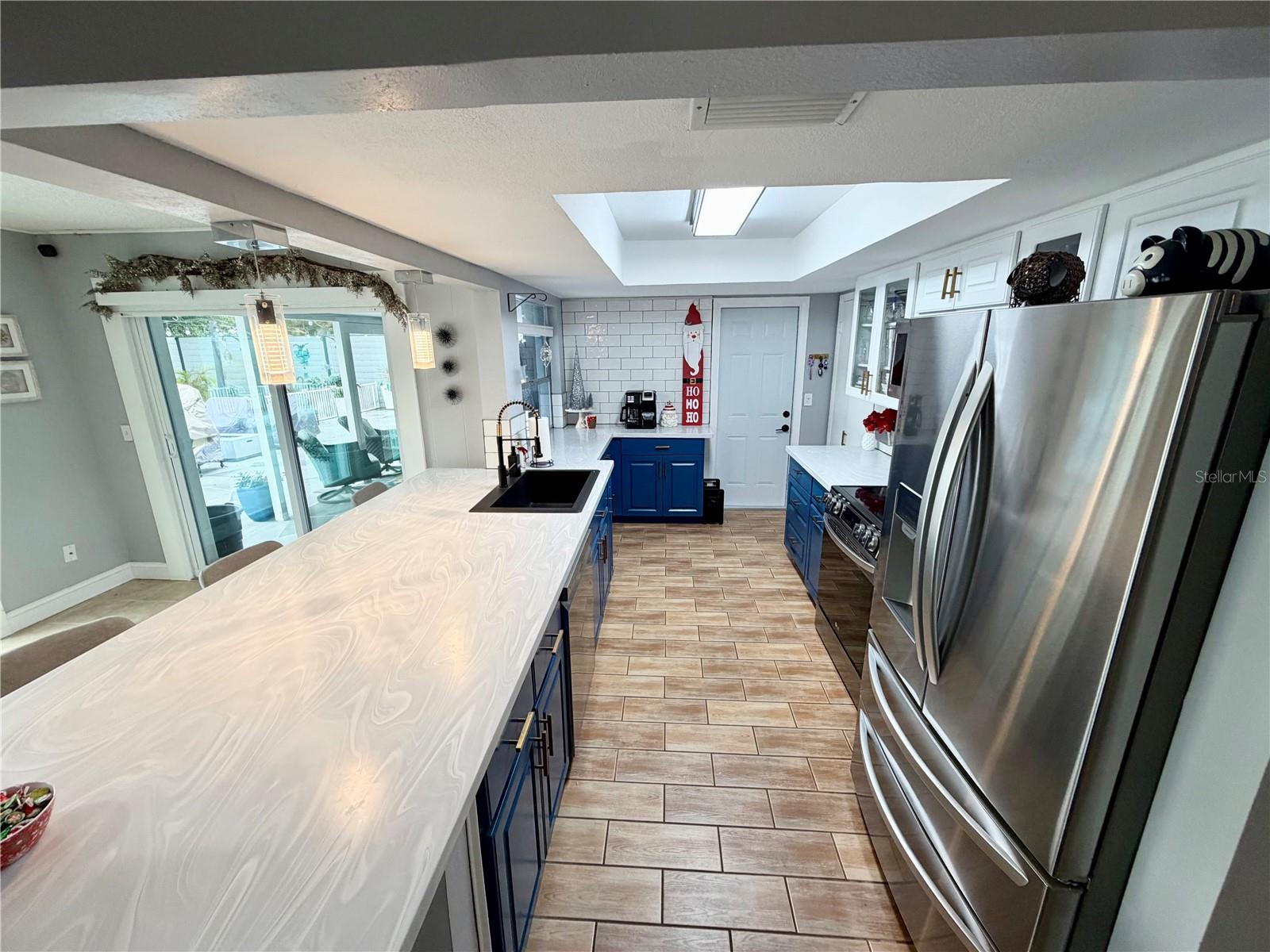 3233 TEAL AVE, SARASOTA, FL, 34232