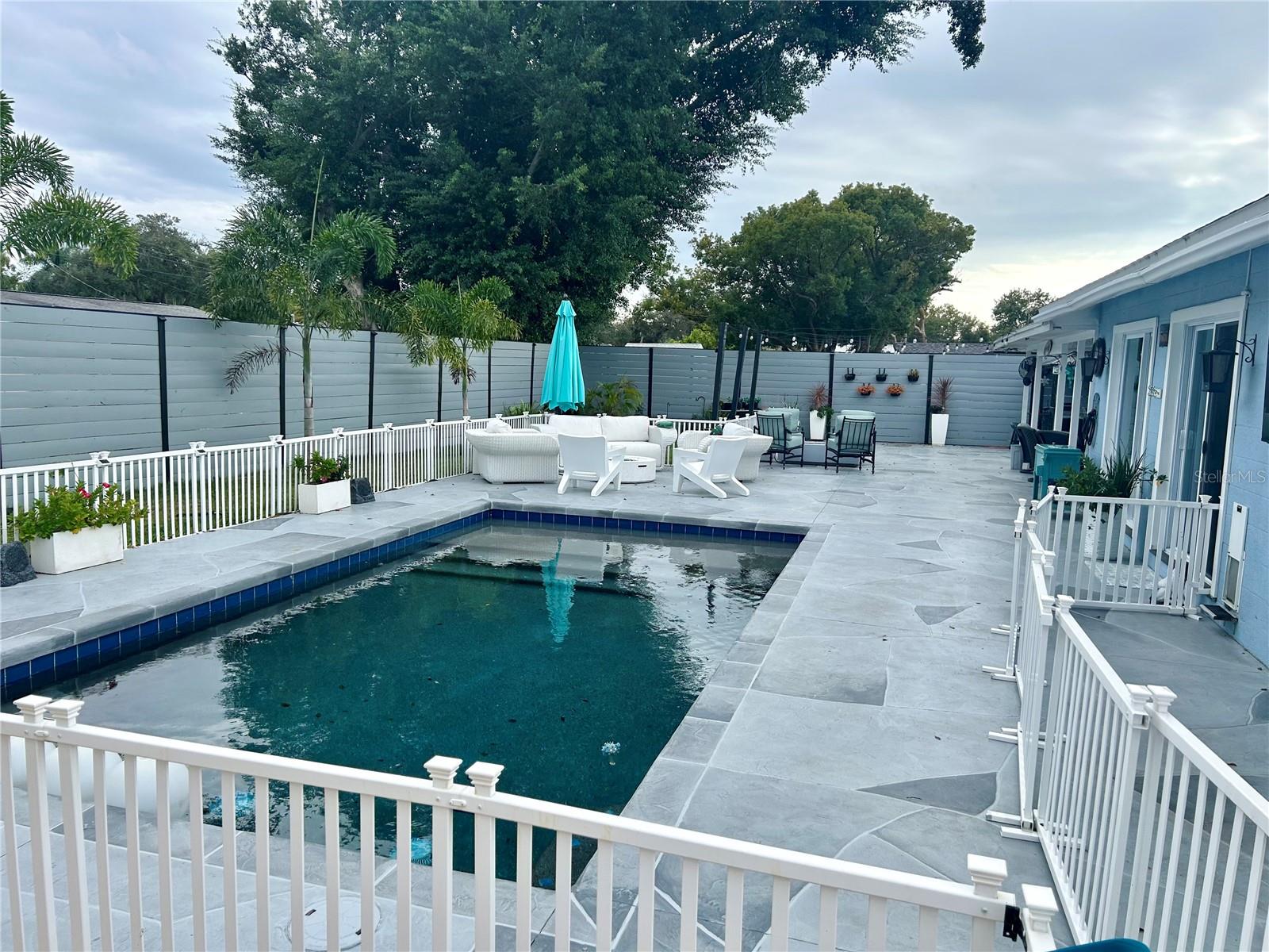 3233 TEAL AVE, SARASOTA, FL, 34232