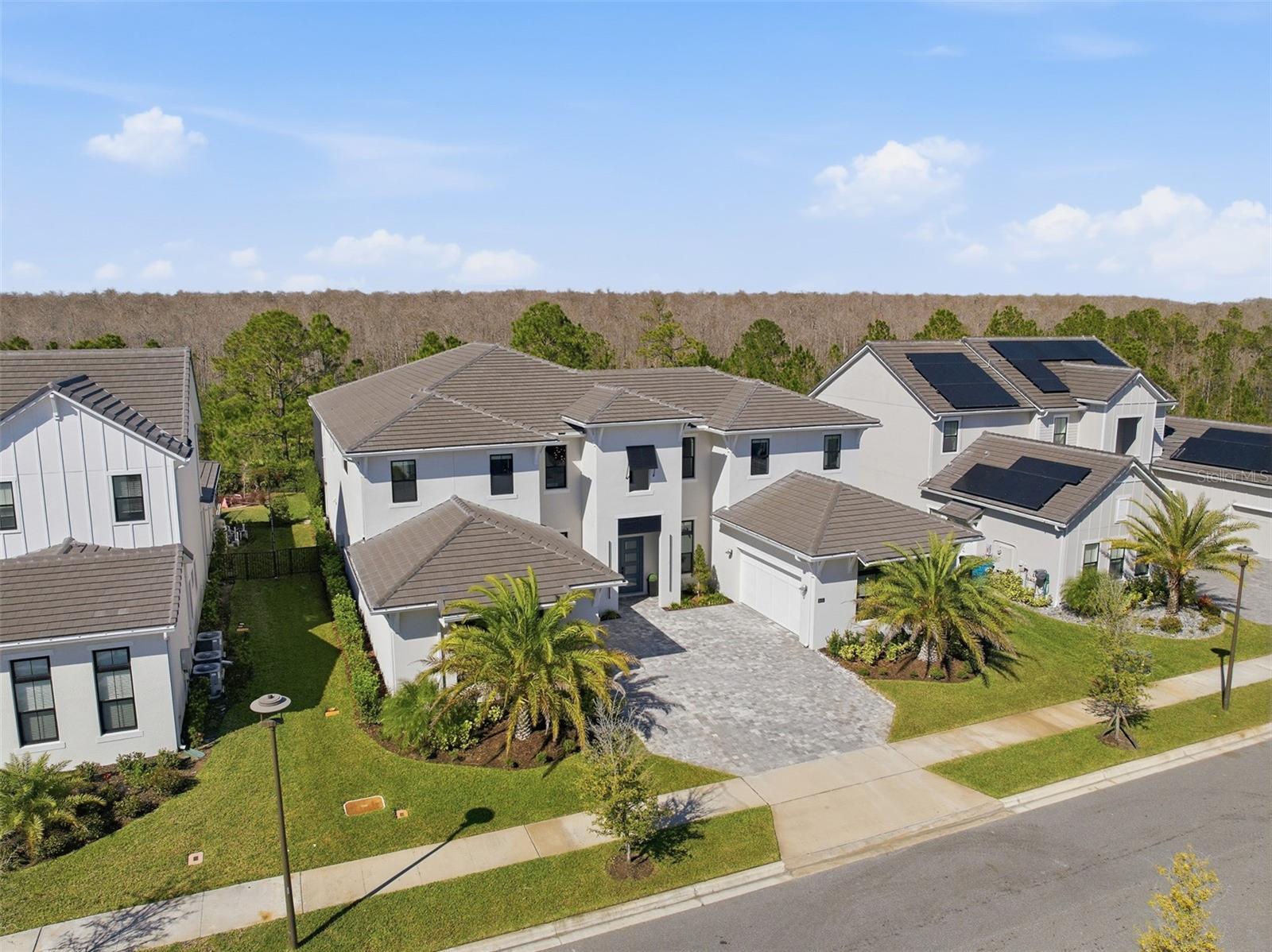 O6379130 Property Photo