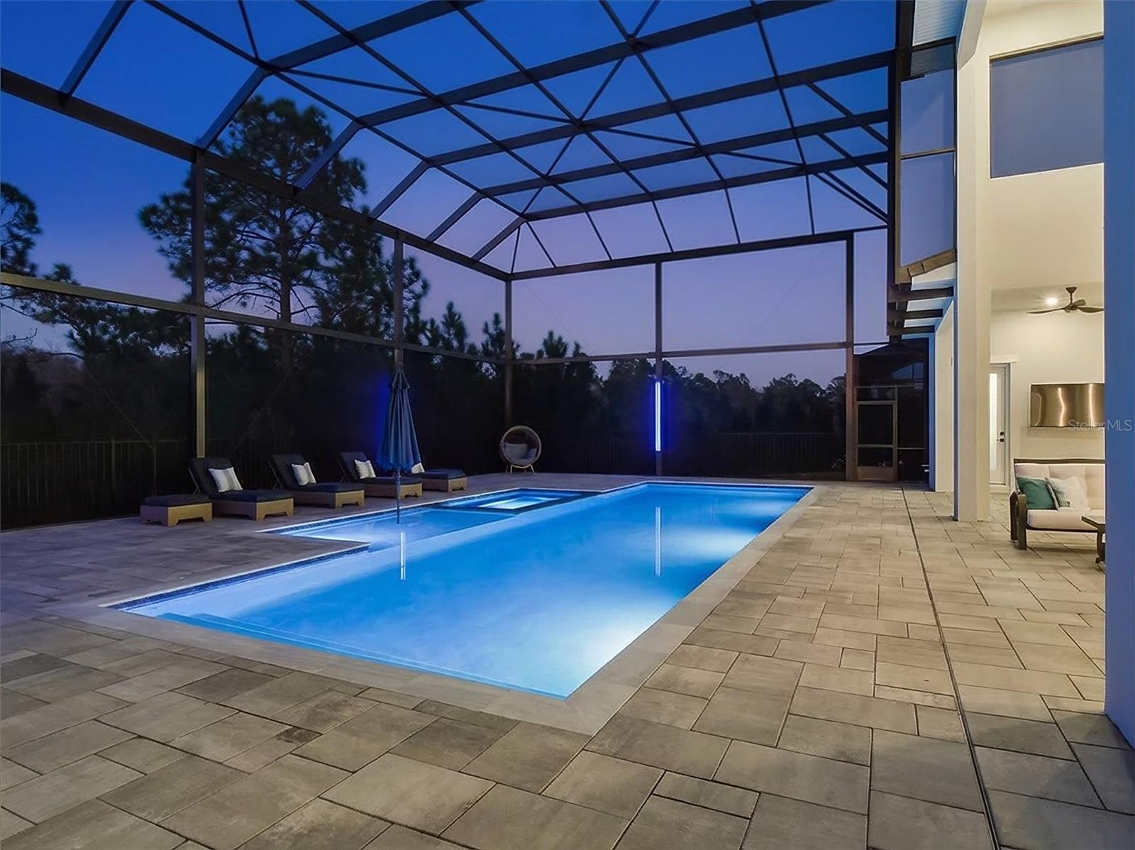 O6379130 Property Photo