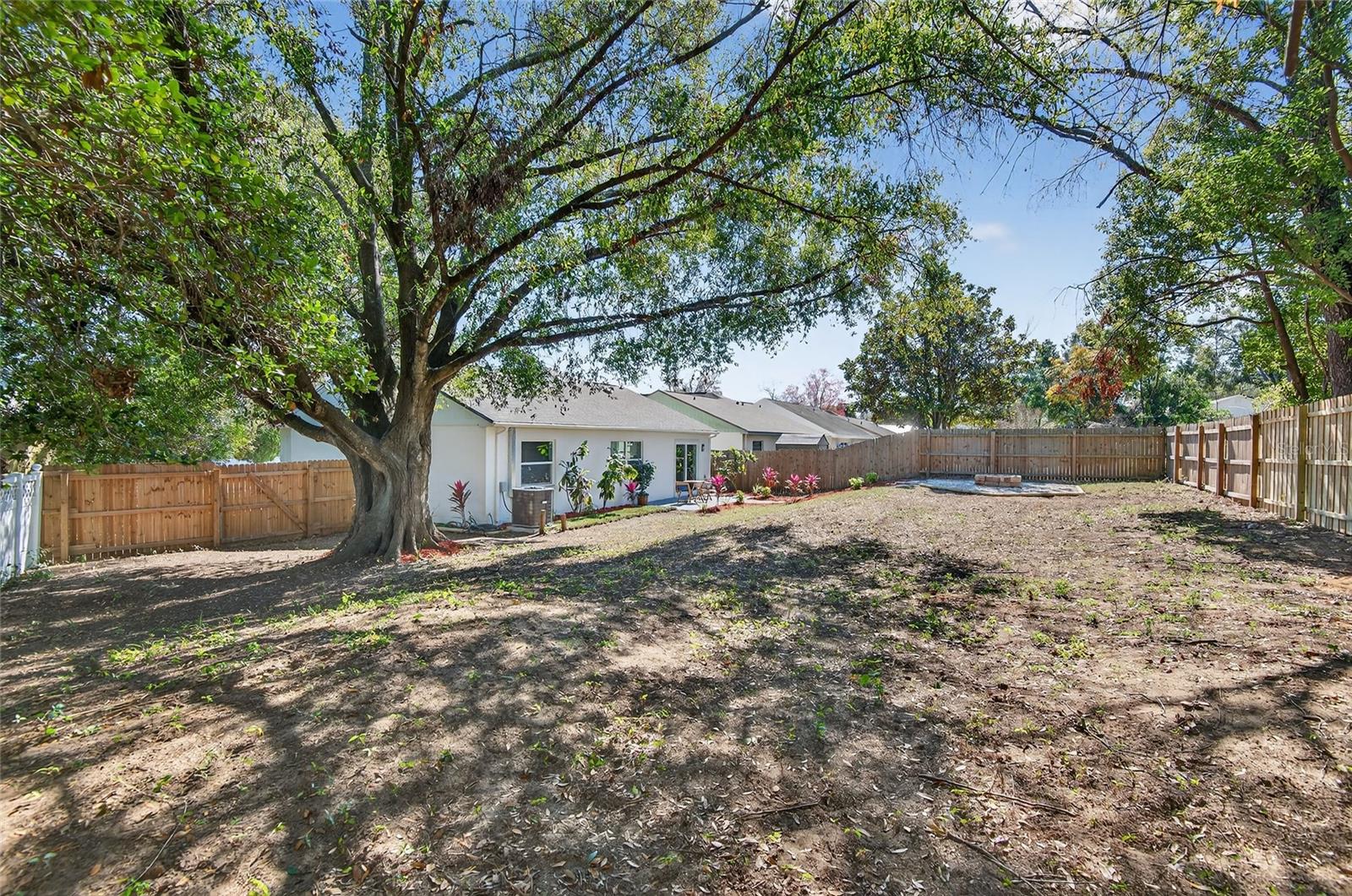 228 REGAL PARK DR, VALRICO, FL, 33594