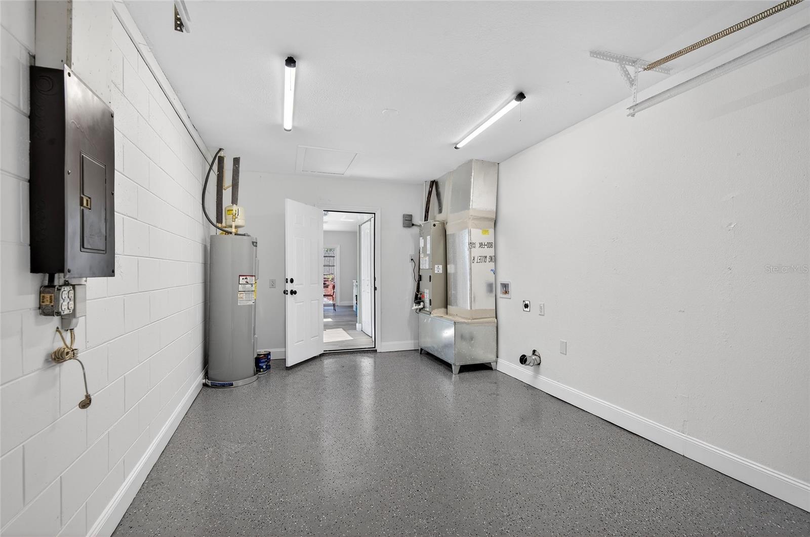 228 REGAL PARK DR, VALRICO, FL, 33594