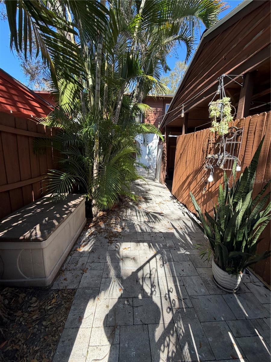 799 FAIRWOOD LN, CLEARWATER, FL, 33759