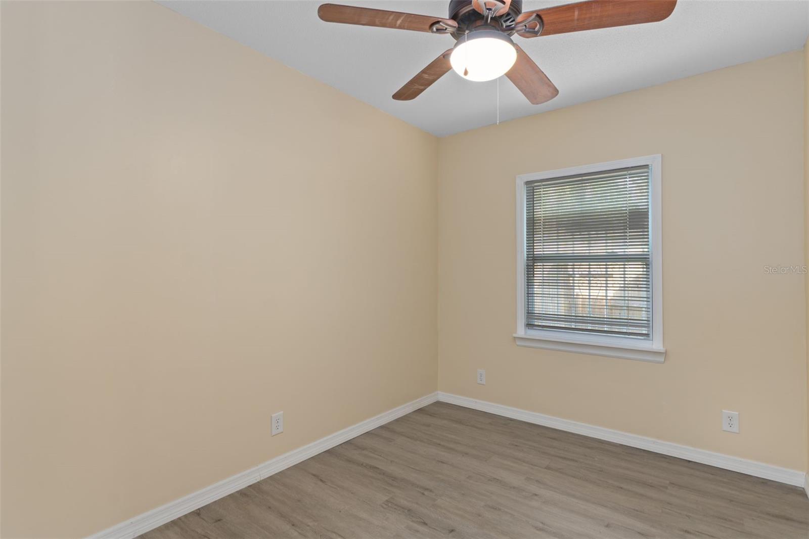 193 GLADYS AVE, INGLIS, FL, 34449