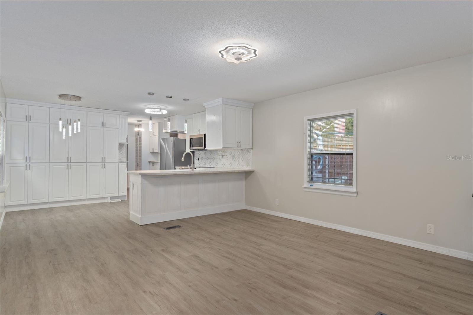 193 GLADYS AVE, INGLIS, FL, 34449