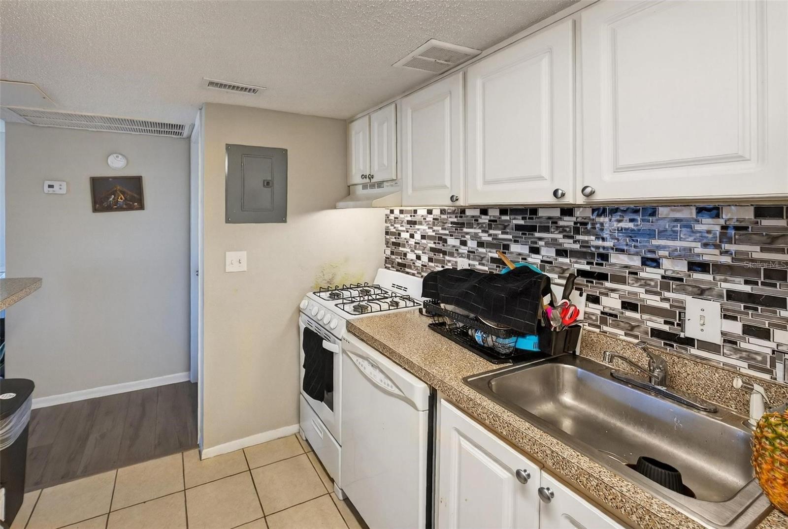 115 OYSTER BAY CIR #320, ALTAMONTE SPRINGS, FL, 32701