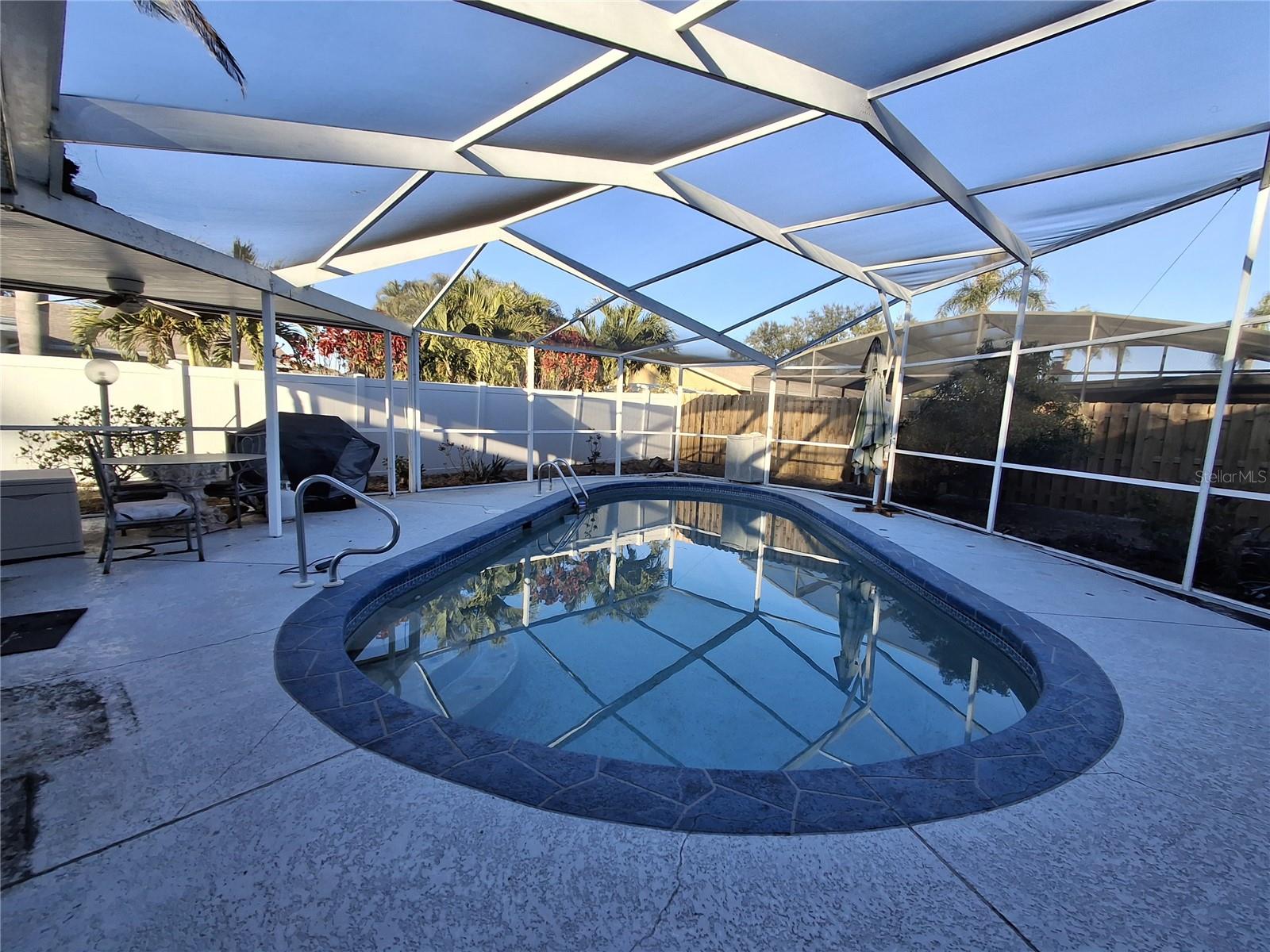 9305 120TH LN, SEMINOLE, FL, 33772