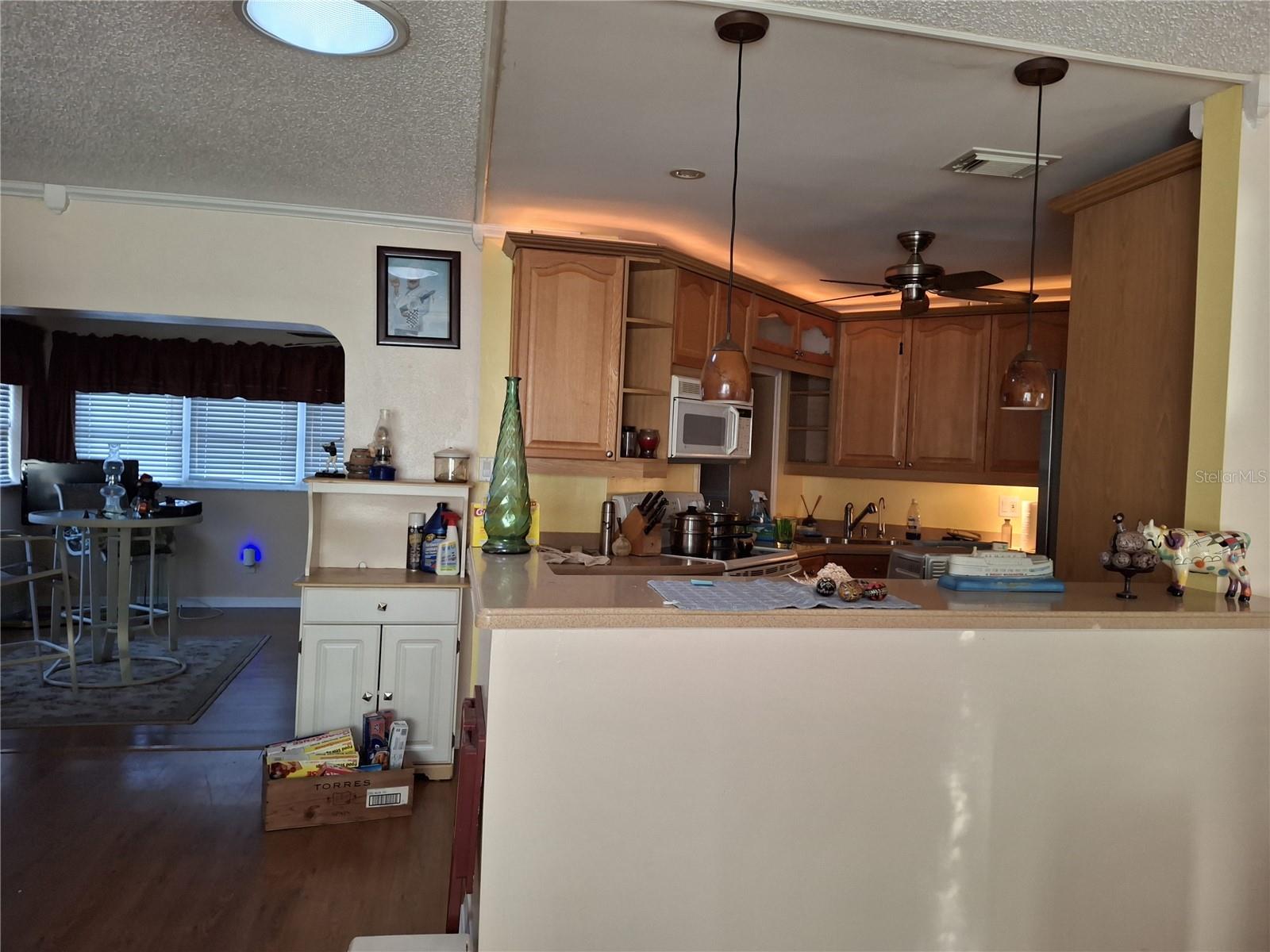 9305 120TH LN, SEMINOLE, FL, 33772