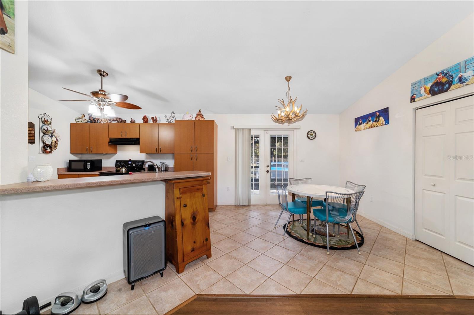 1572 N HIGHWAY 314A, SILVER SPRINGS, FL, 34488