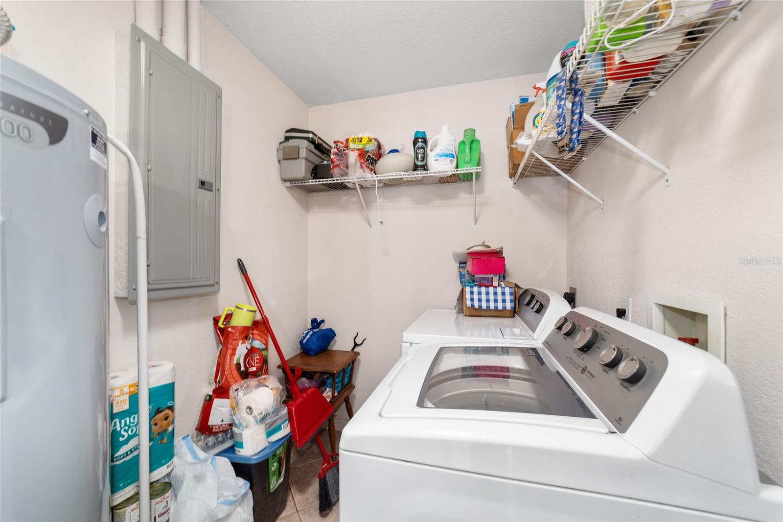 1572 N HIGHWAY 314A, SILVER SPRINGS, FL, 34488