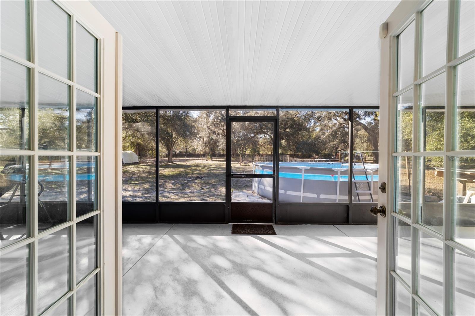 1572 N HIGHWAY 314A, SILVER SPRINGS, FL, 34488