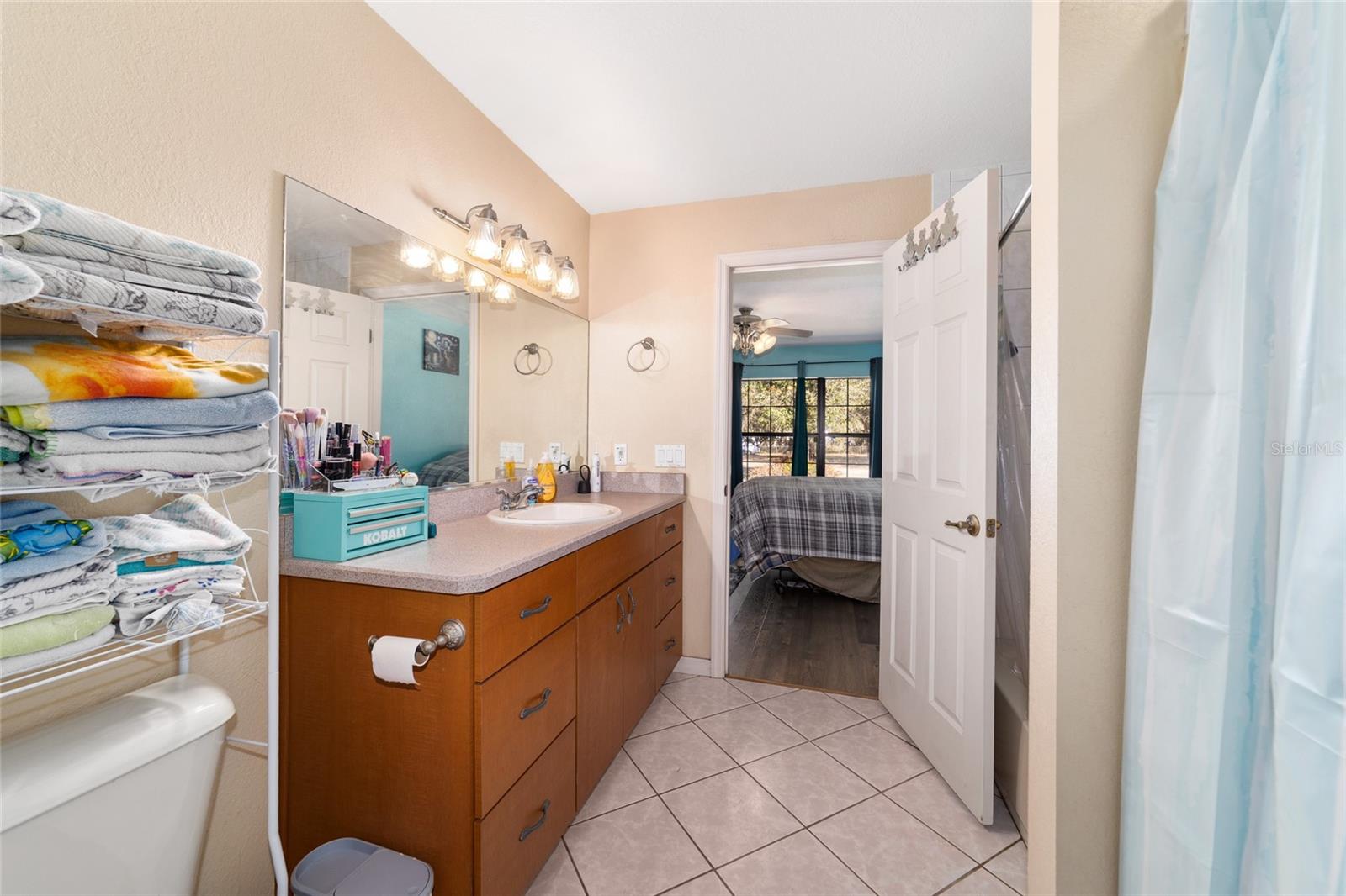 1572 N HIGHWAY 314A, SILVER SPRINGS, FL, 34488