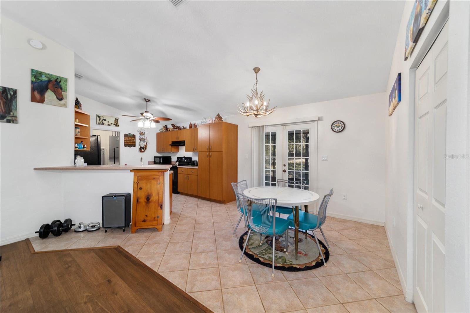 1572 N HIGHWAY 314A, SILVER SPRINGS, FL, 34488