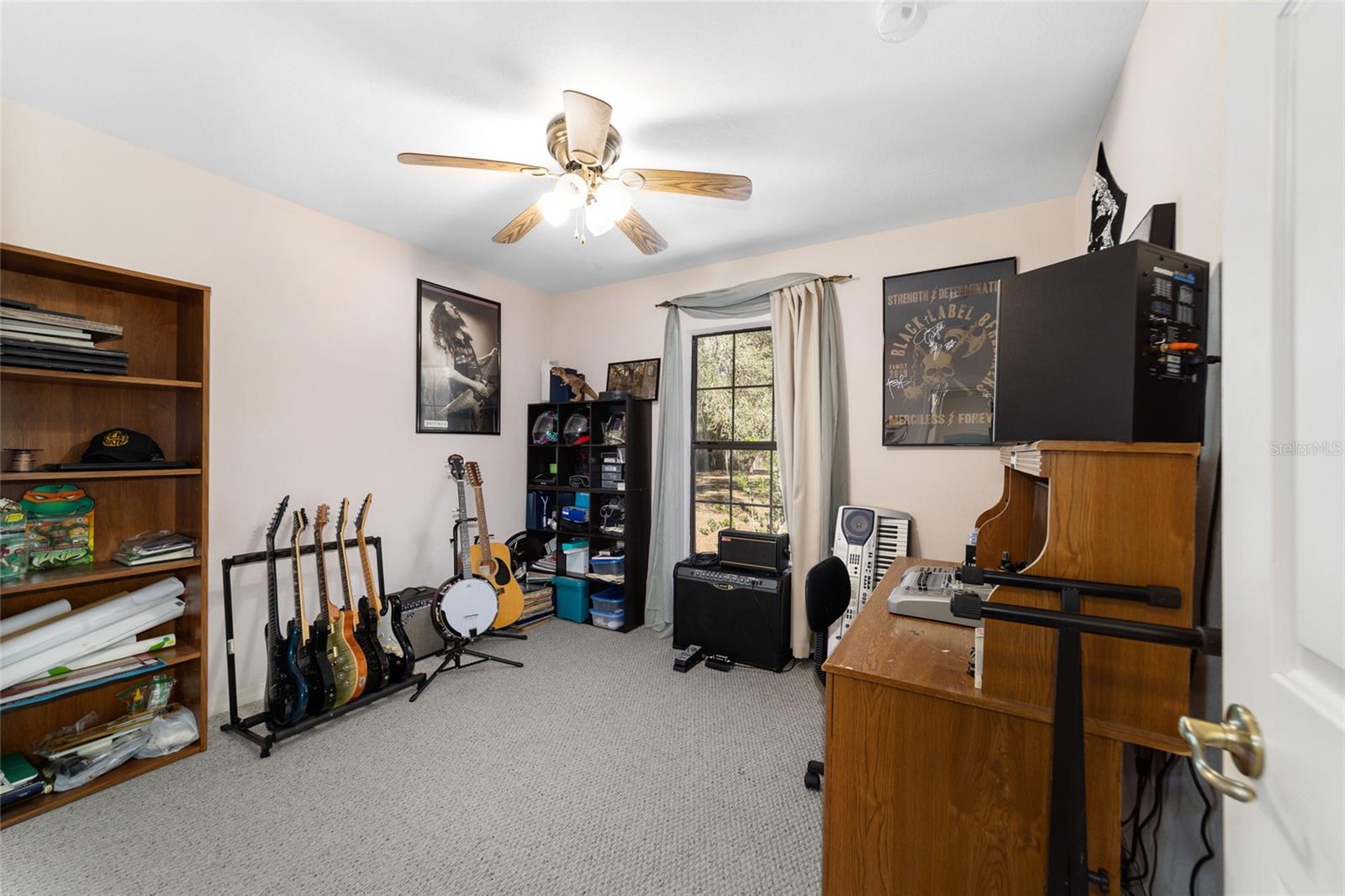 1572 N HIGHWAY 314A, SILVER SPRINGS, FL, 34488