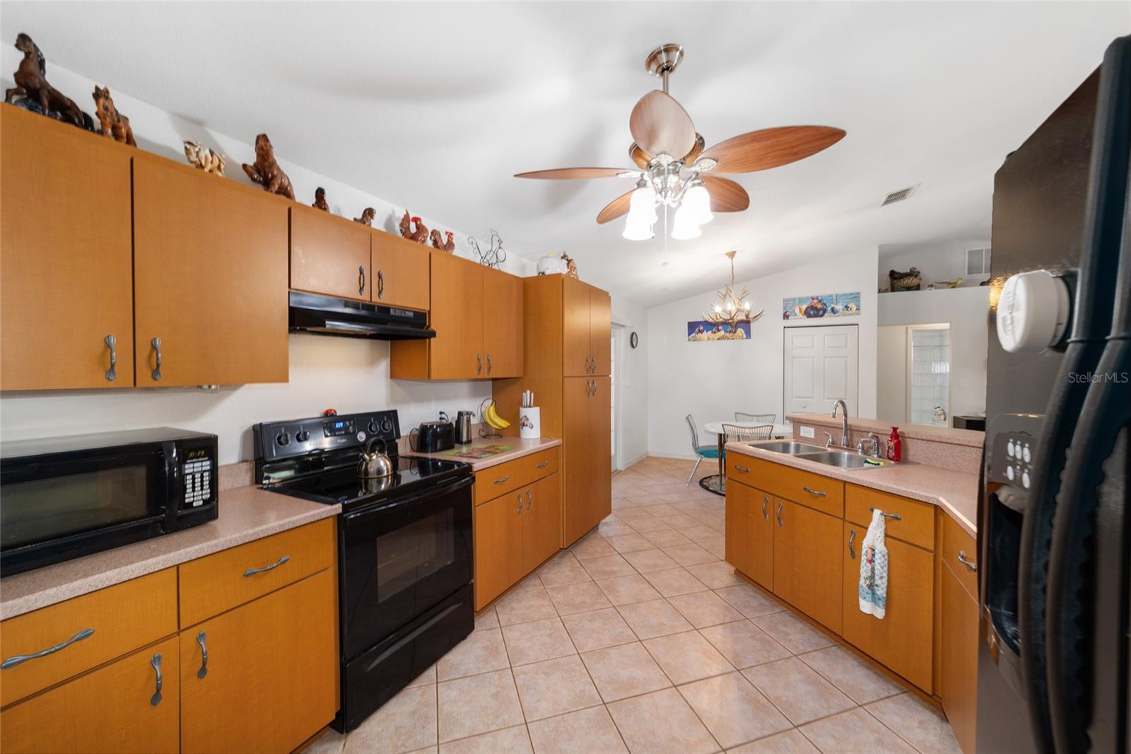 1572 N HIGHWAY 314A, SILVER SPRINGS, FL, 34488