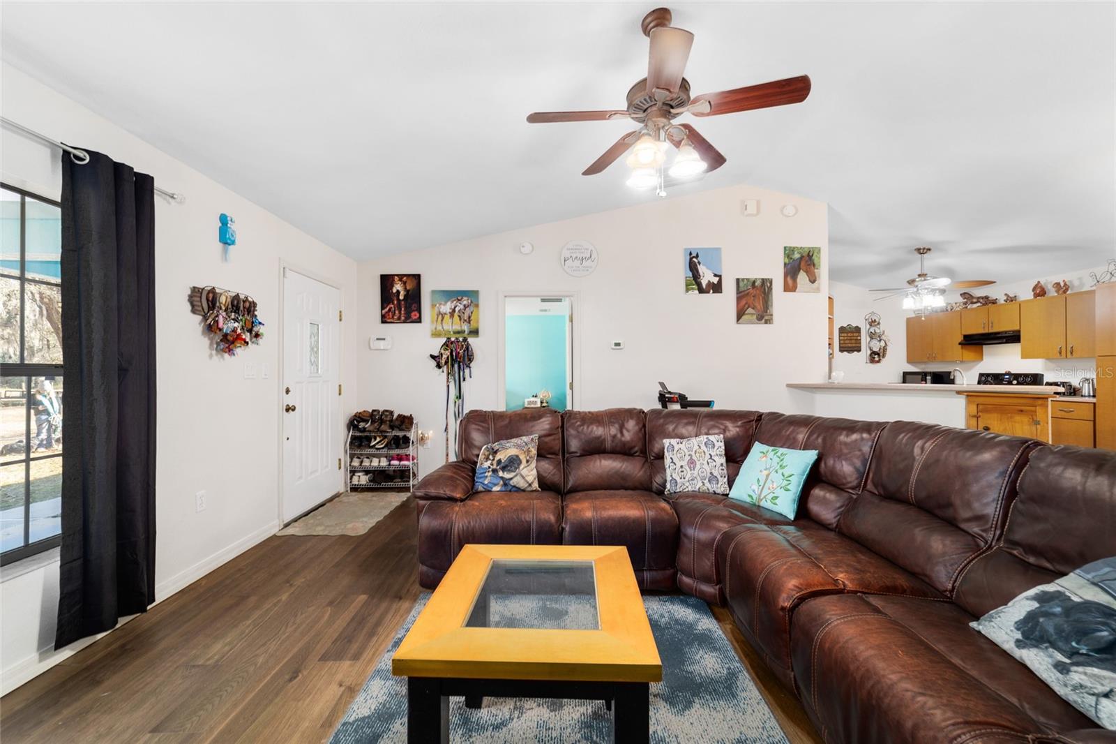 1572 N HIGHWAY 314A, SILVER SPRINGS, FL, 34488