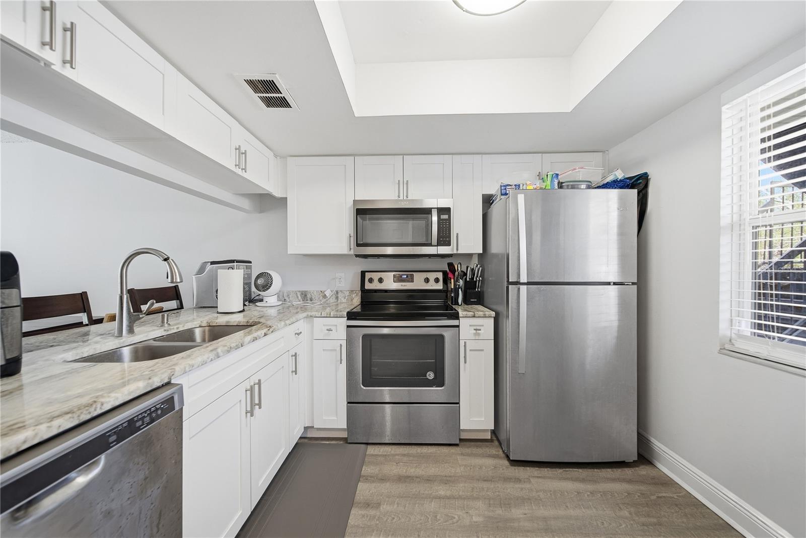 5040 TERRACE PALMS CIR #102, TAMPA, FL, 33617