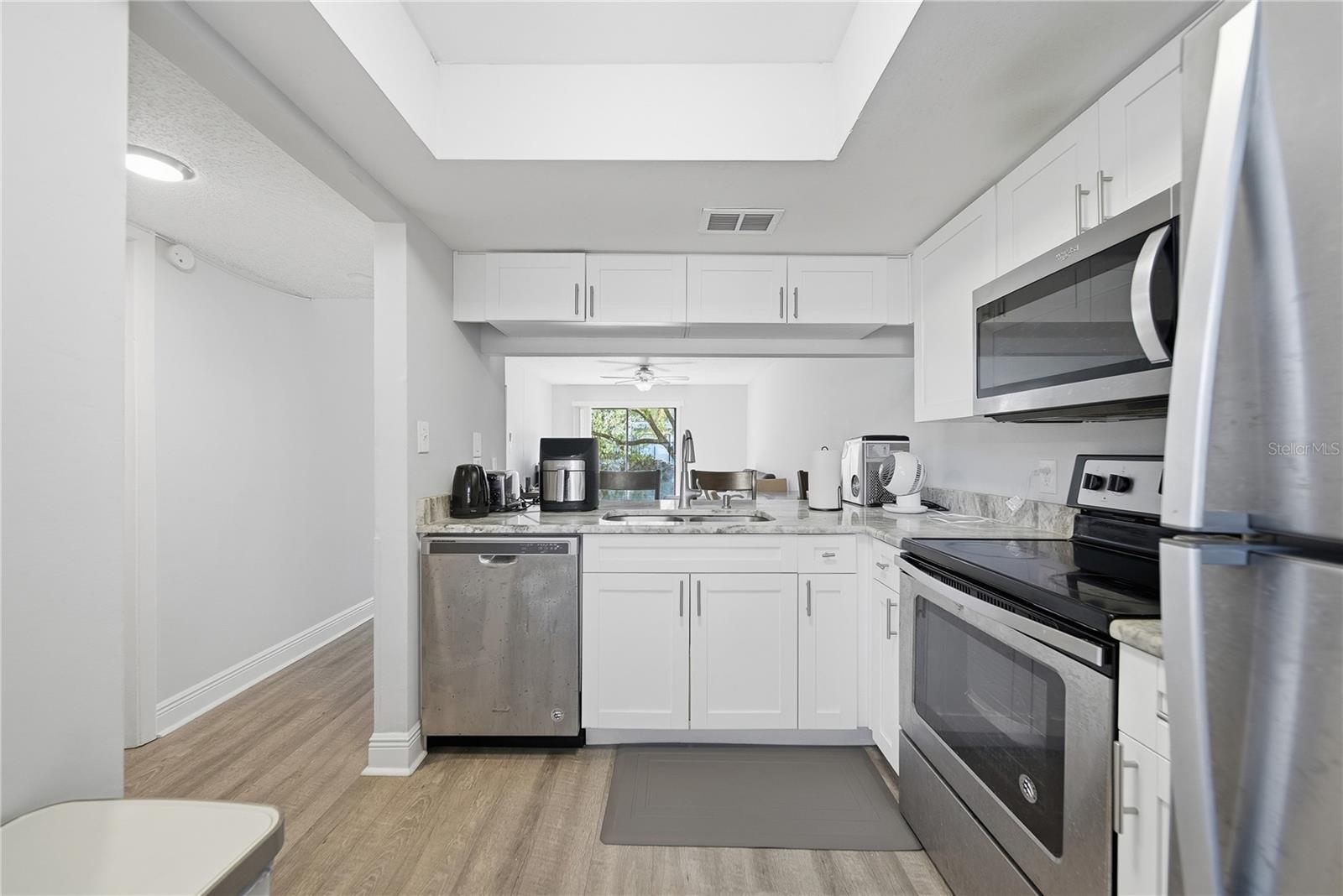 5040 TERRACE PALMS CIR #102, TAMPA, FL, 33617