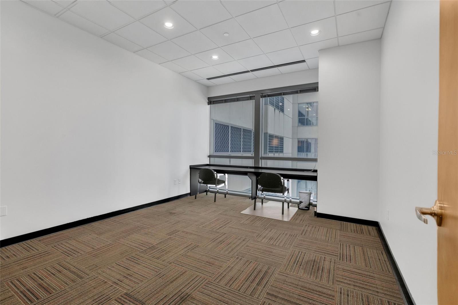 121 S ORANGE AVE #820, ORLANDO, FL, 32801