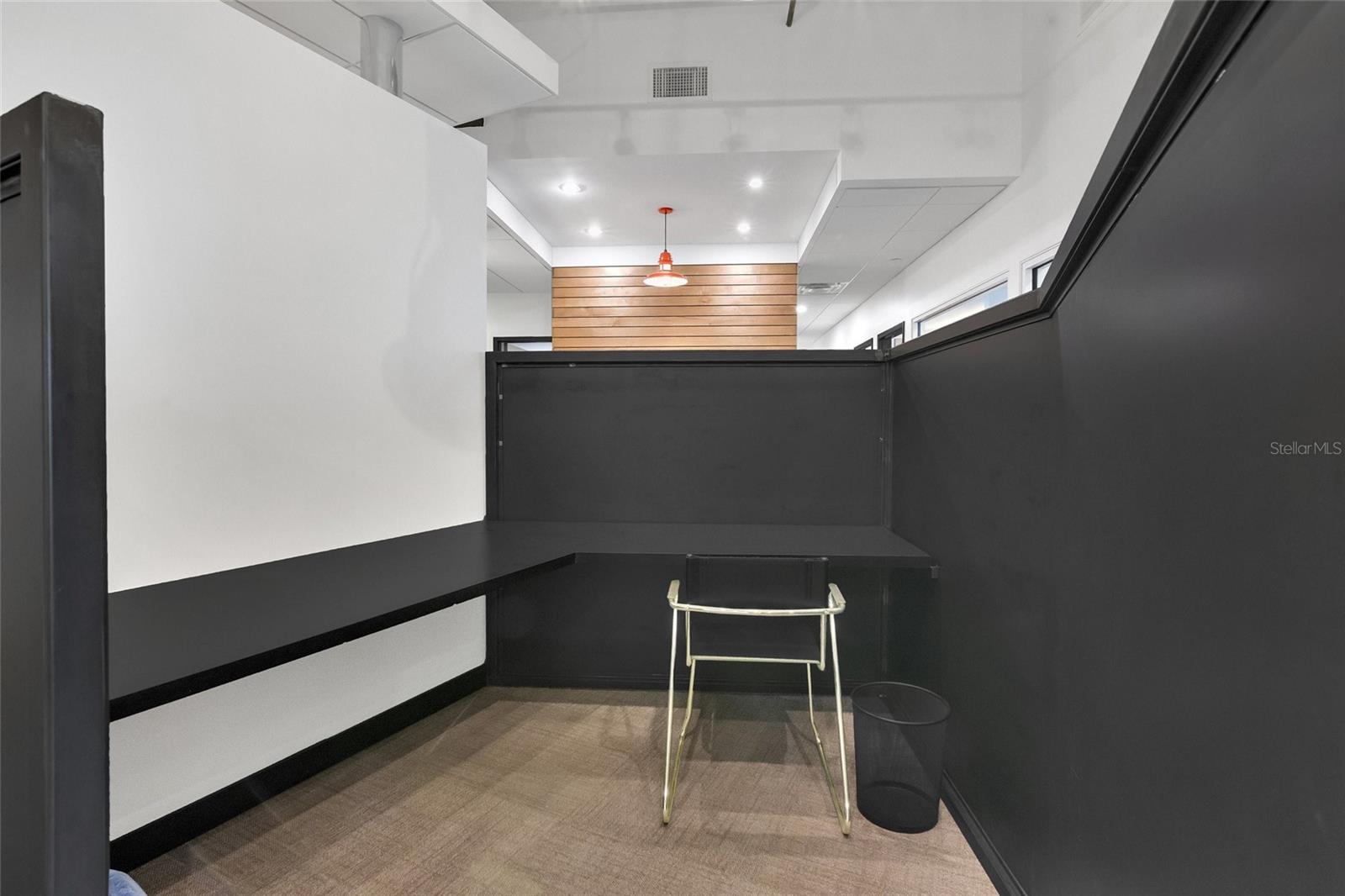 121 S ORANGE AVE #820, ORLANDO, FL, 32801