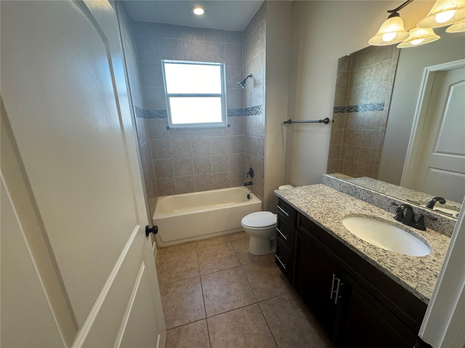 33844 EMERALD POND LOOP, LEESBURG, FL, 34788