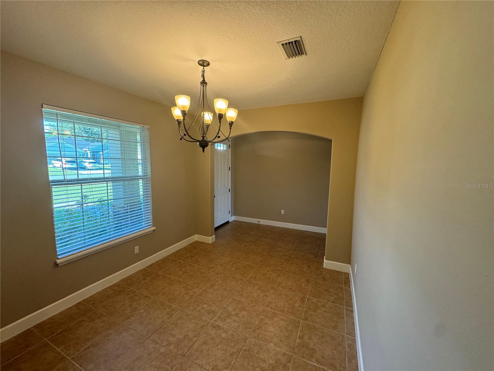 33844 EMERALD POND LOOP, LEESBURG, FL, 34788