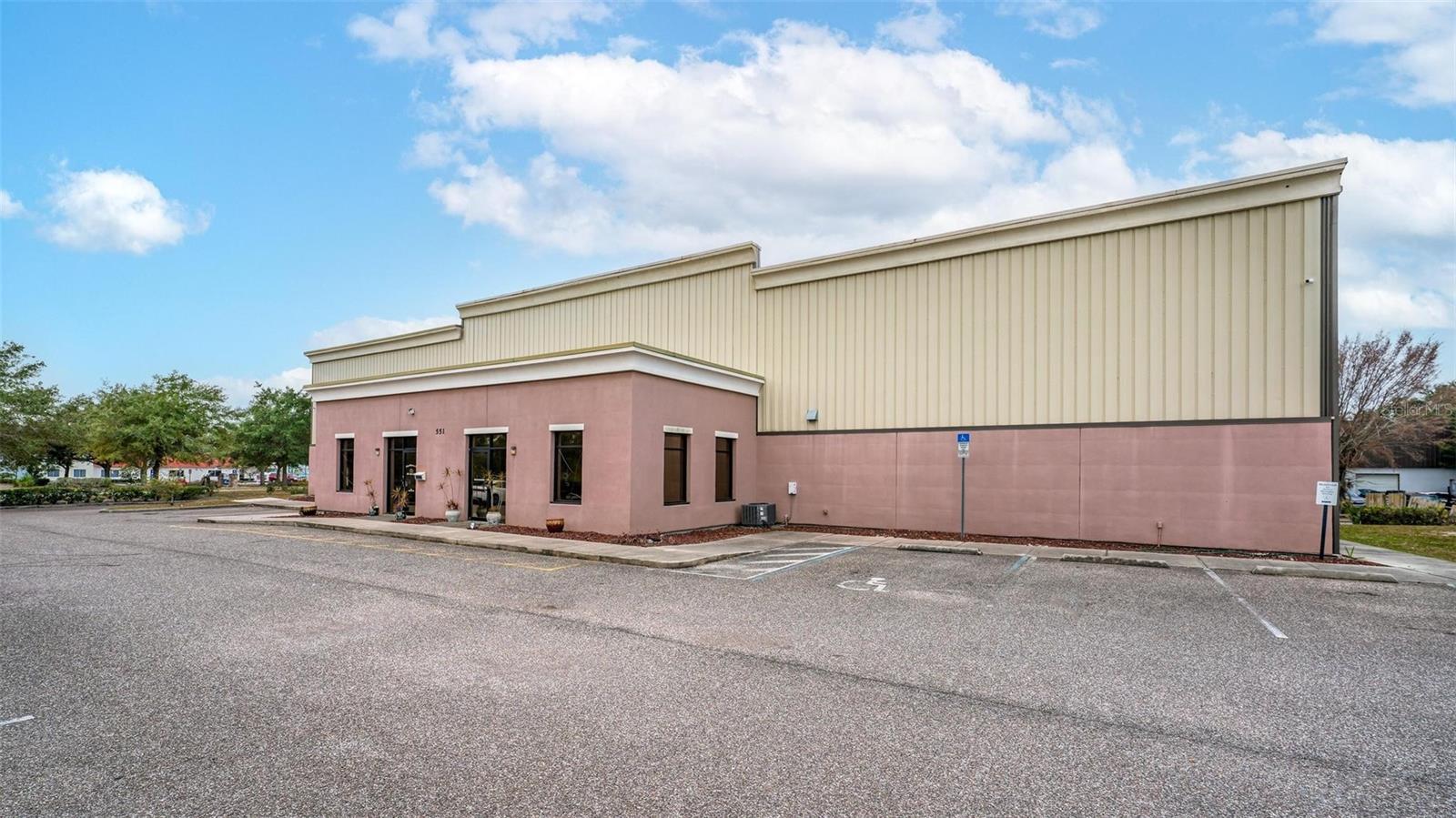 551 S ECON CIR, OVIEDO, FL, 32765