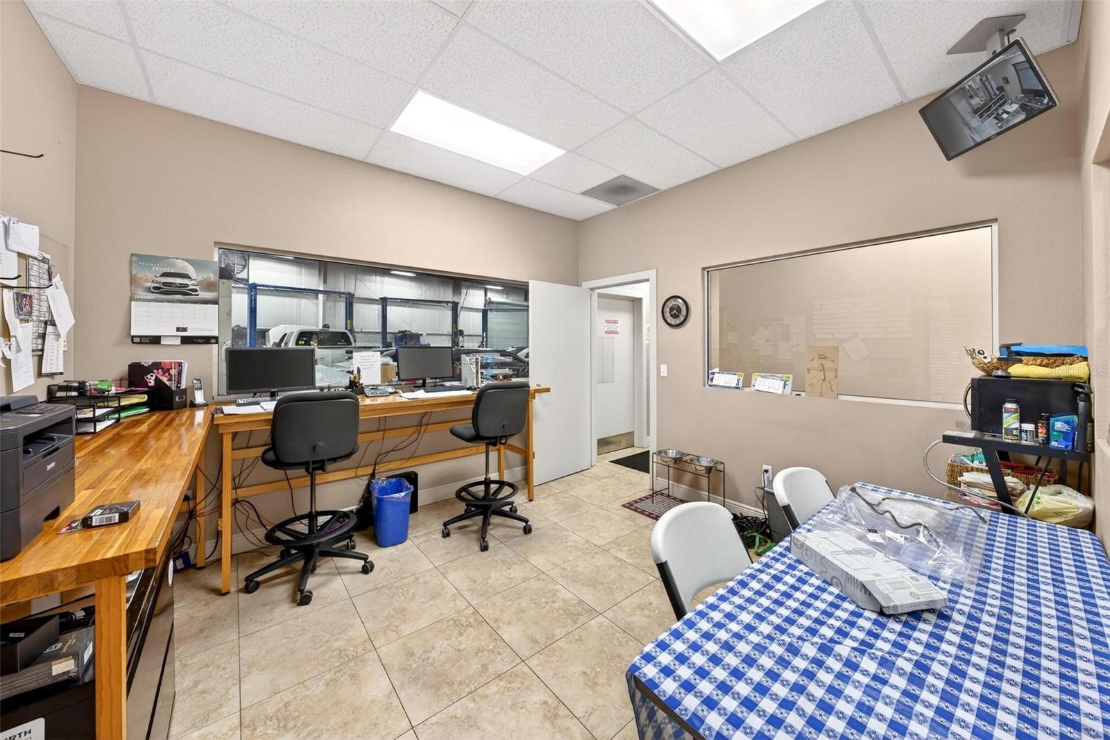 551 S ECON CIR, OVIEDO, FL, 32765