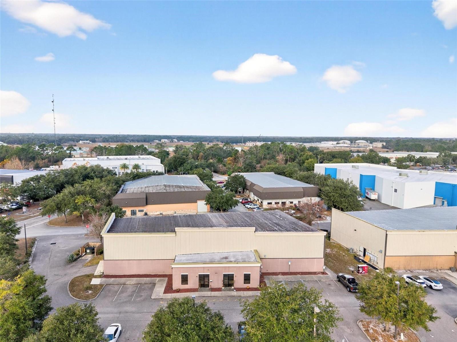 551 S ECON CIR, OVIEDO, FL, 32765