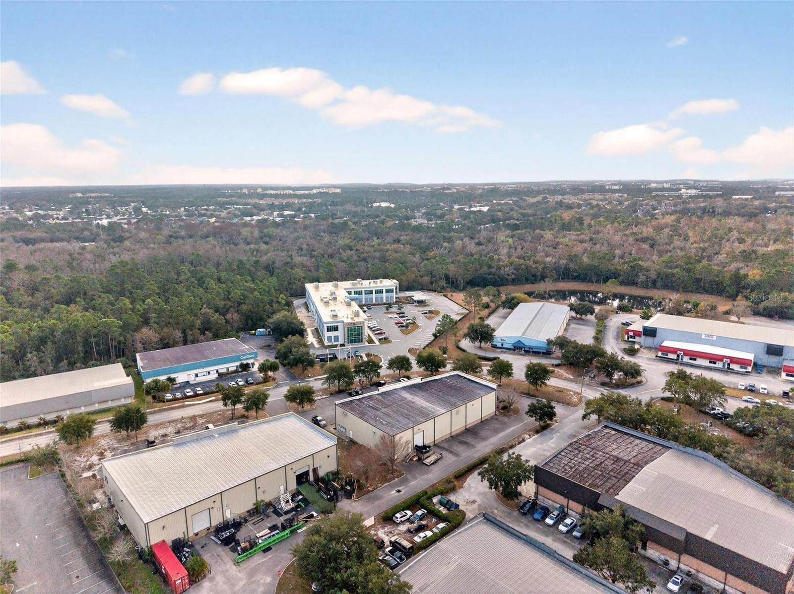 551 S ECON CIR, OVIEDO, FL, 32765