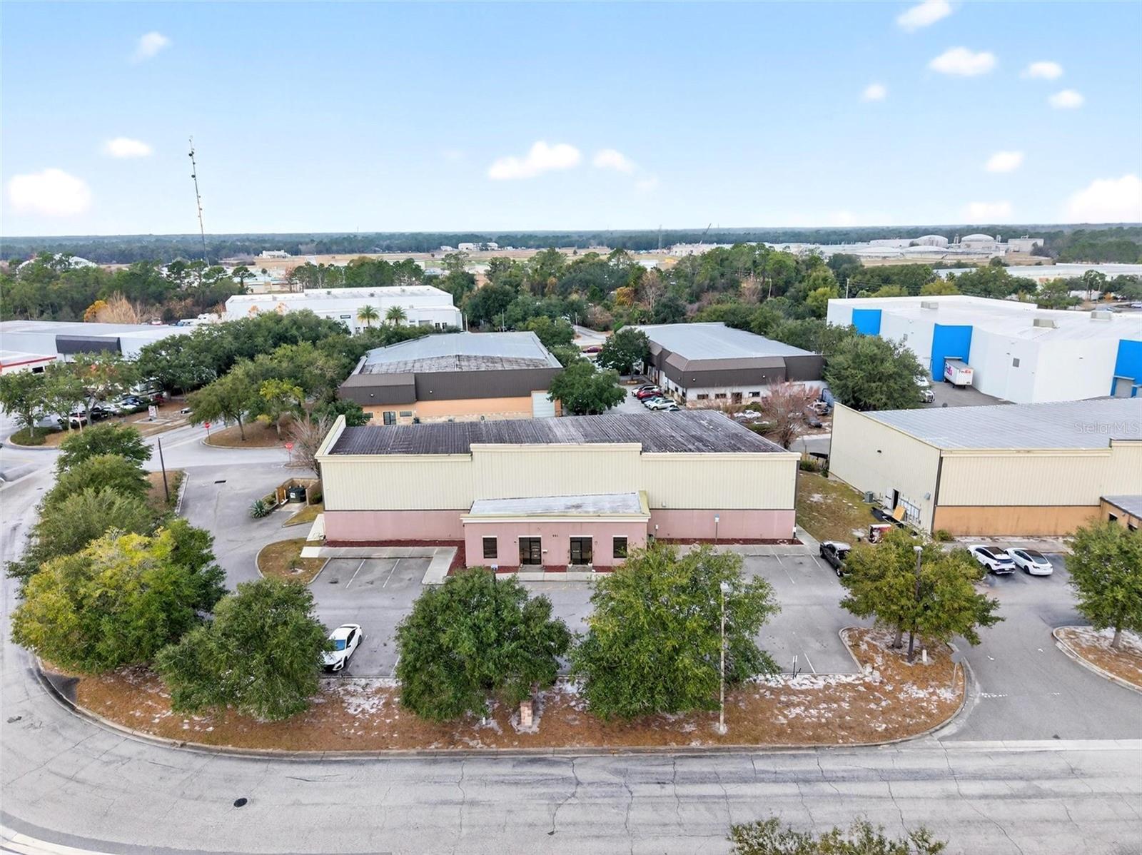 551 S ECON CIR, OVIEDO, FL, 32765